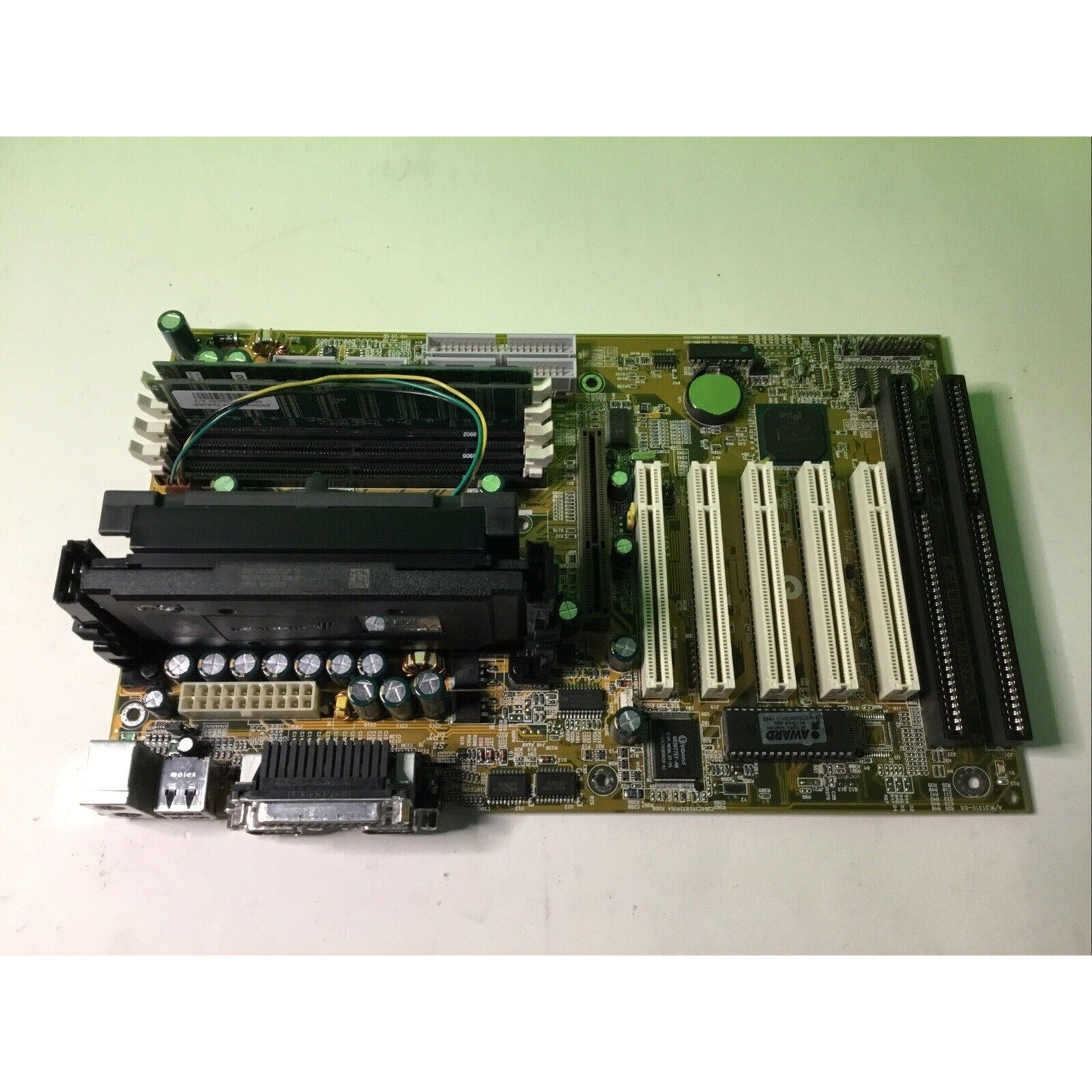 Iwill BD100-F with CPU memory Intel Pentium III