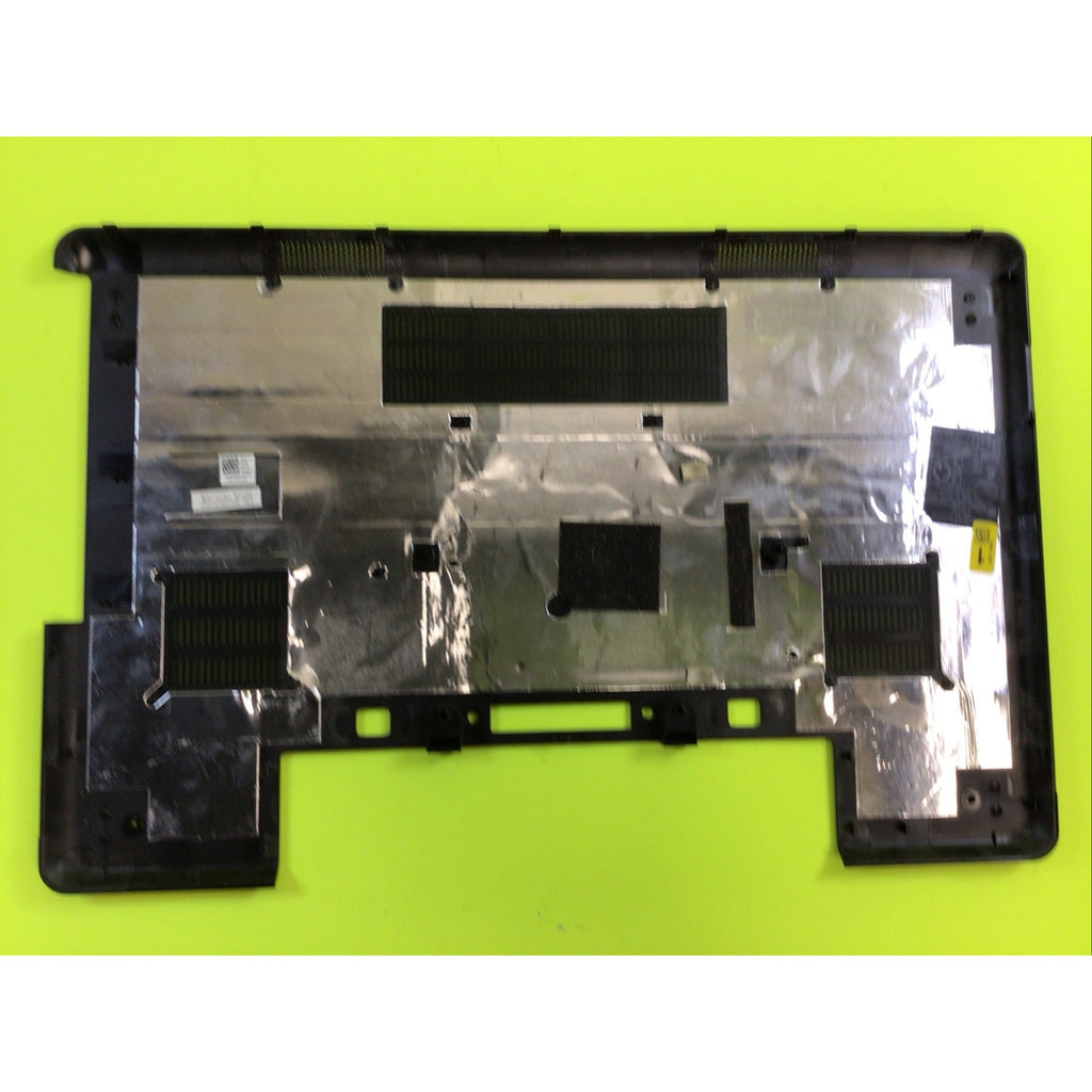 Dell Latitude E5540 Bottom Cover 0RHRWG