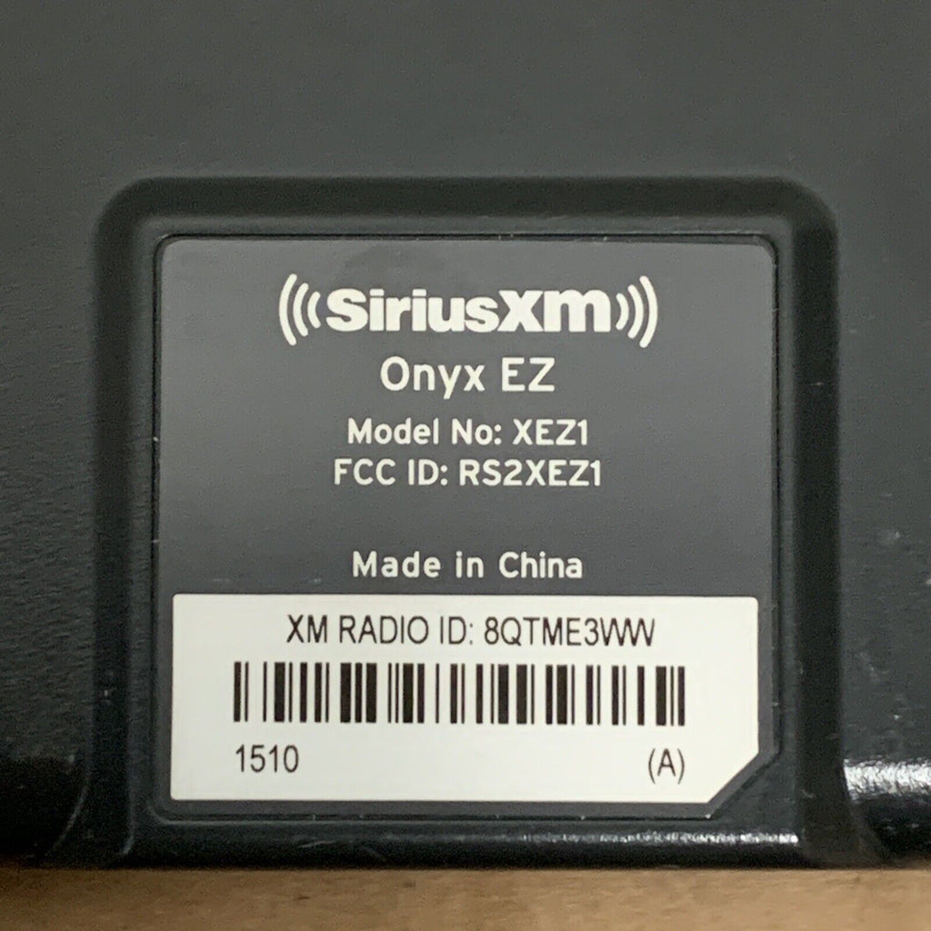 Sirius XM Onyx EZ XEZ1 Radio Receiver + Antenna +Adapter dock + Power Cable