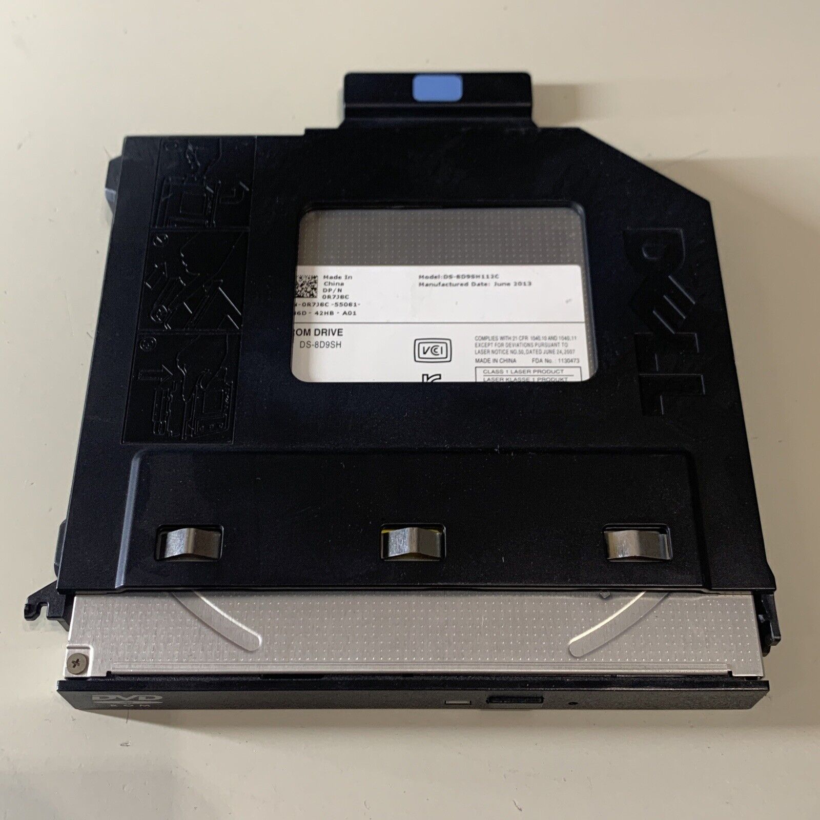 DELL DS-8D9SH112C 8x SATA DVD ROM Media Slim Optical Drive w/Cradle P/N: 0R7J8C