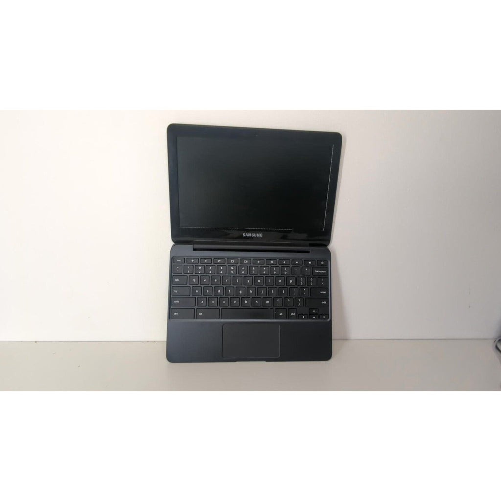 NO CHARGER - Samsung Chromebook 3 11.6'' - N3050, 2GB RAM, 16GB (XE500C13-K01US)