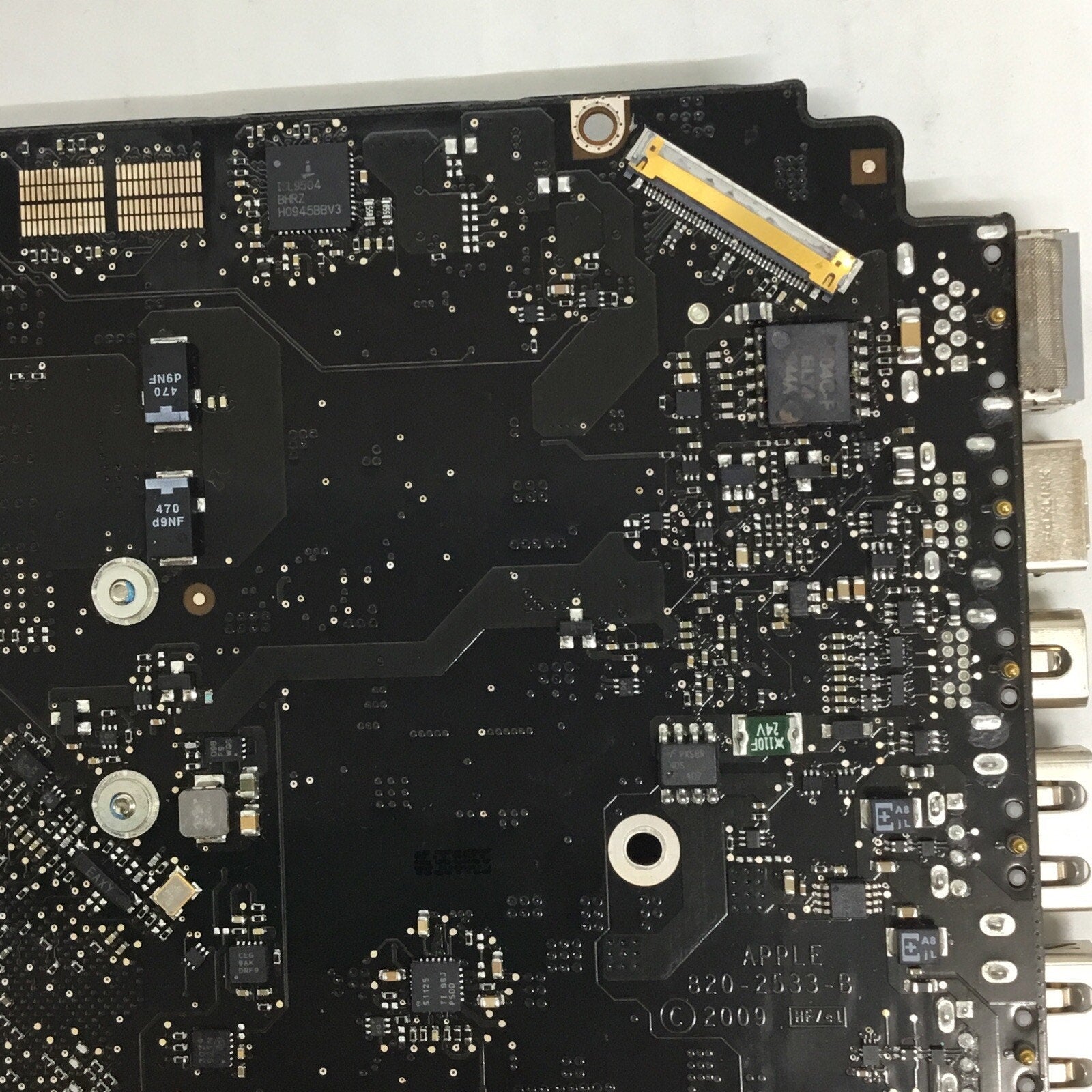 MACBOOK PRO 15" A1286 LOGIC BOARD 820-2533-B