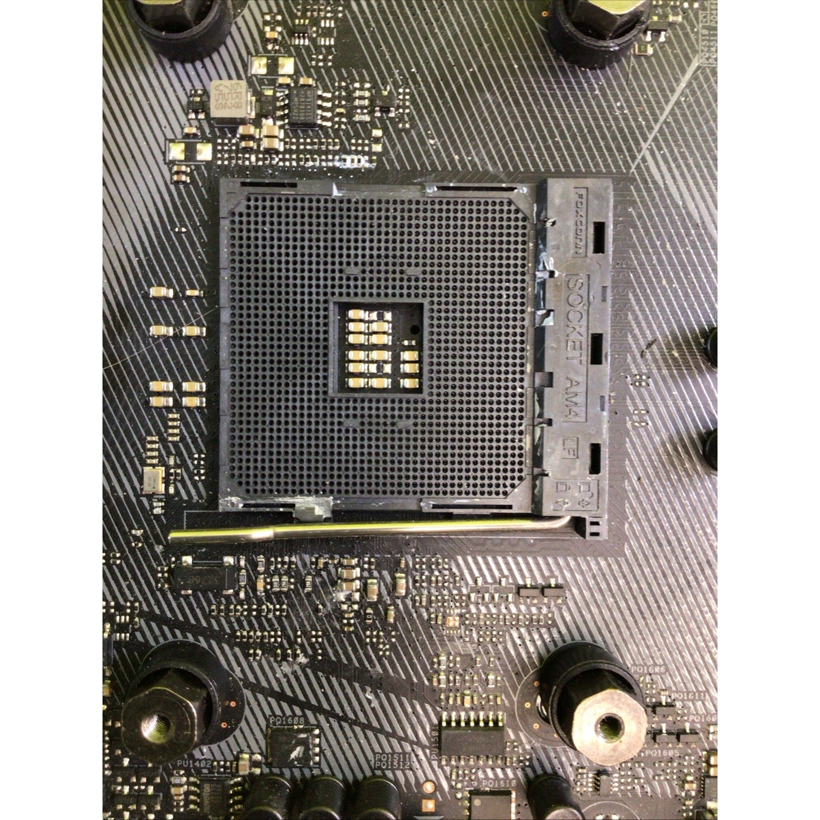 Asus ROG STRIX X370-F GAMING AM4 ATX Motherboard FOR PARTS or REPAIR