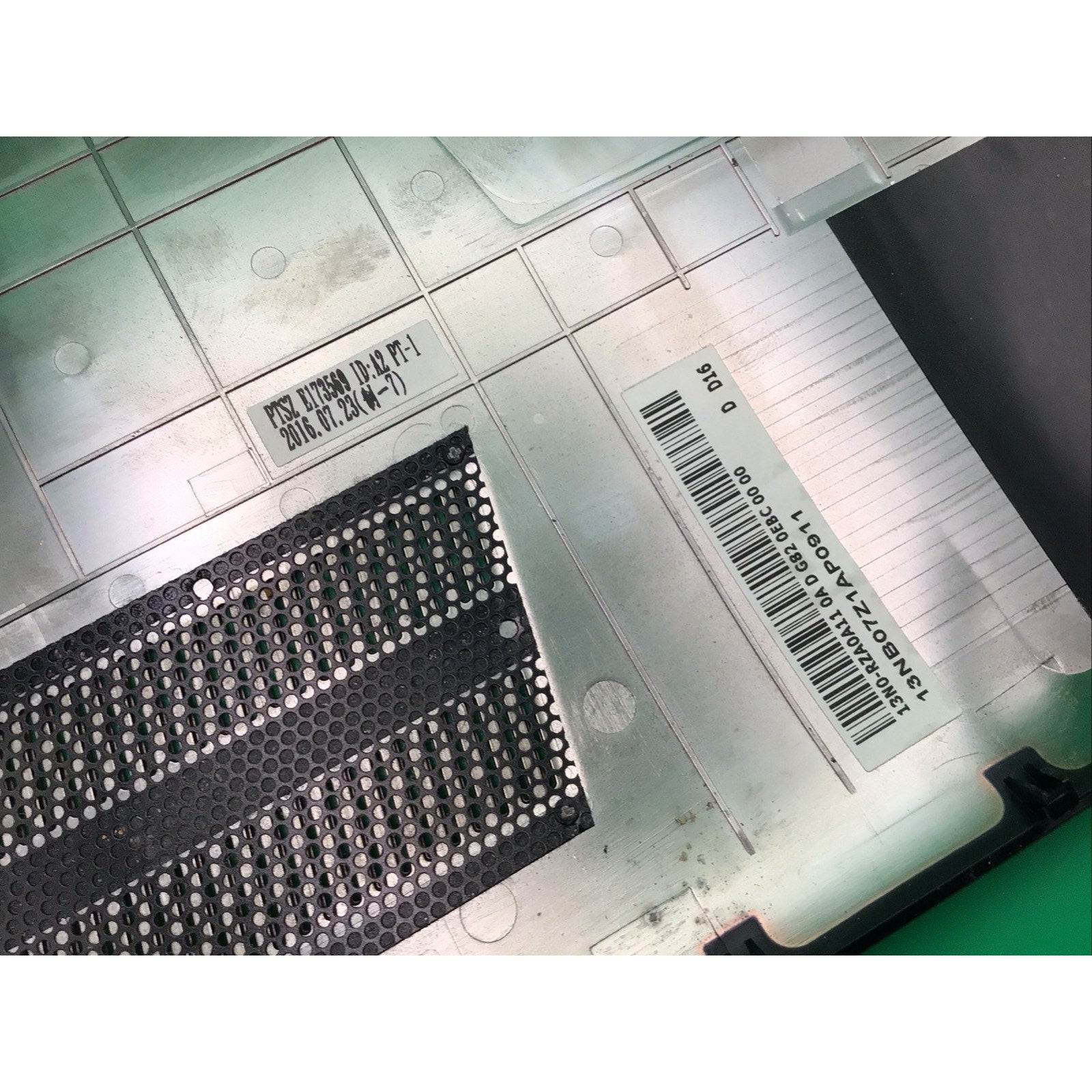 ASUS ROG GL552VW HDD and RAM Cover Access Door 13NB07Z1AP0911