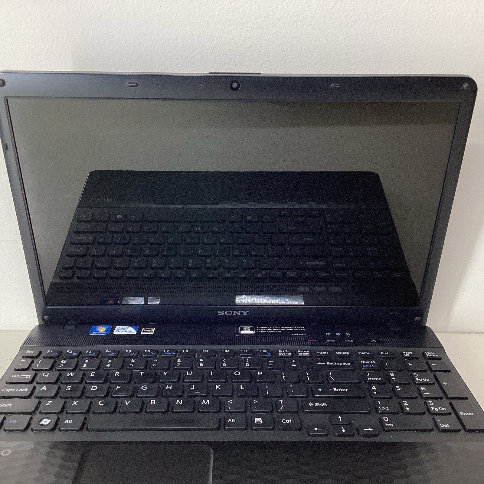 Sony VAIO PCG- 71912L 15.6" Laptop Intel Pentium 4GB RAM 500GB HDD - For Parts