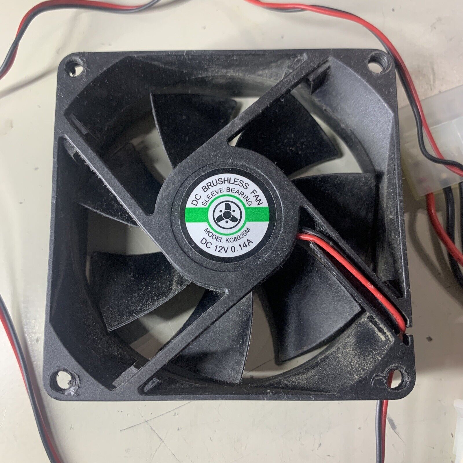 80x80x25mm Sleeve Bearing Cooling Case Fan KC8025M w/ 4 Pin Molex Connector