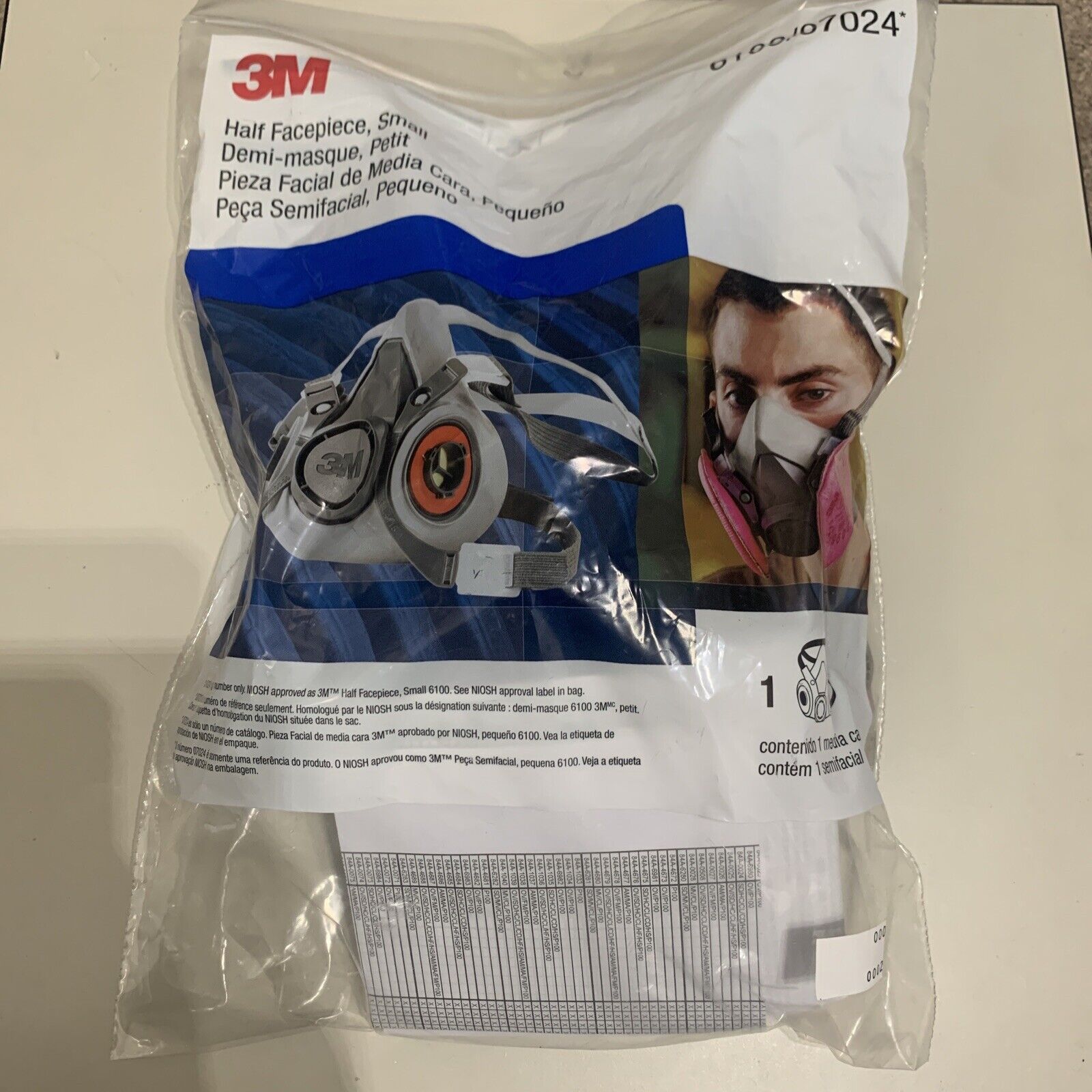 3M 6100 Half Facepiece Reusable Respirator, Respiratory Protection Size SMALL