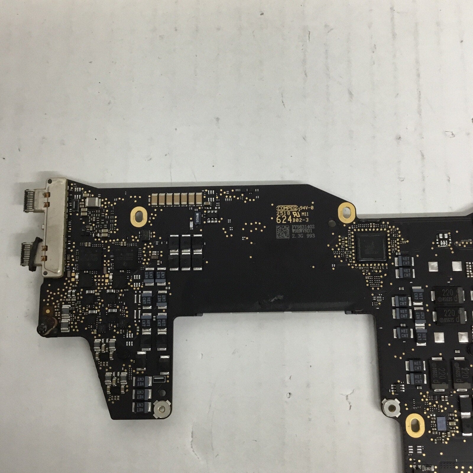 820-00840-A Logic Board MacBook Pro A1708 FOR PARTS