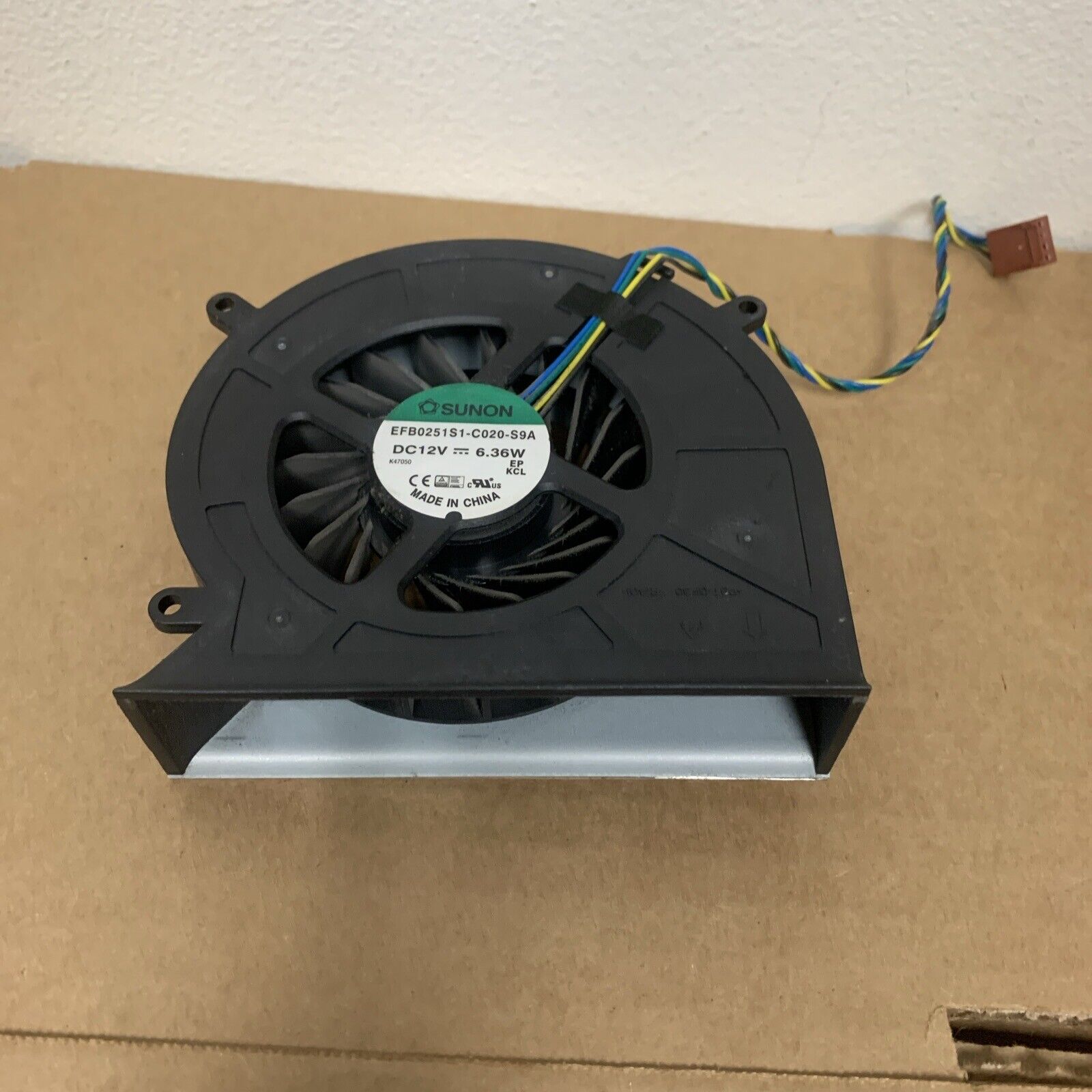 SUNON EFB0251S1-C020-S9A DC12V 6.36W 4PIN CPU Cooling FAN - Lenovo 03T7235