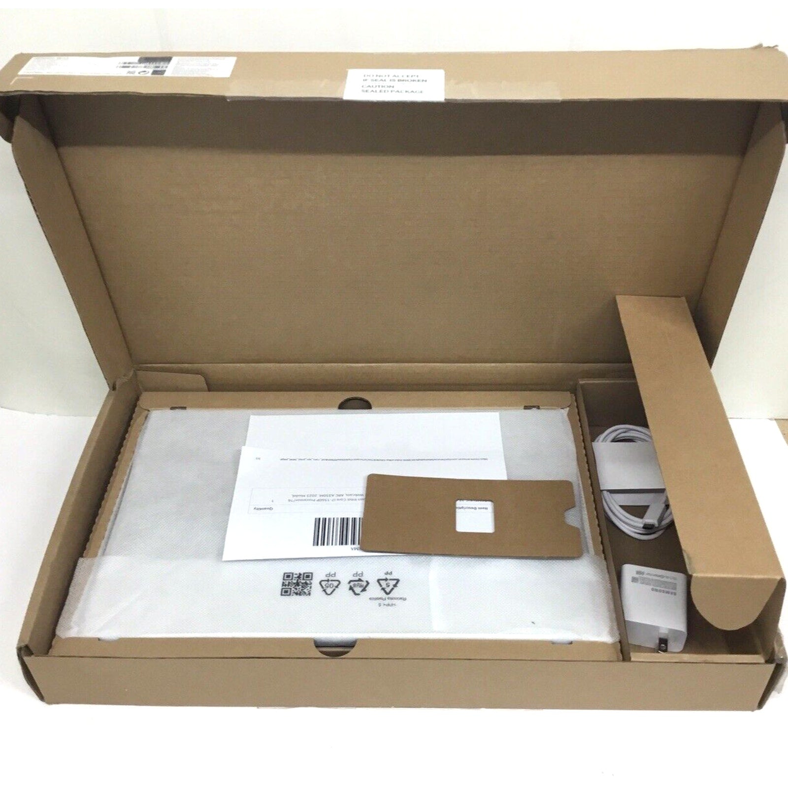 Samsung Galaxy Book3 15.6" NP750XFH-XB1US Intel Core i7-1360P 16GB 512GB Laptop