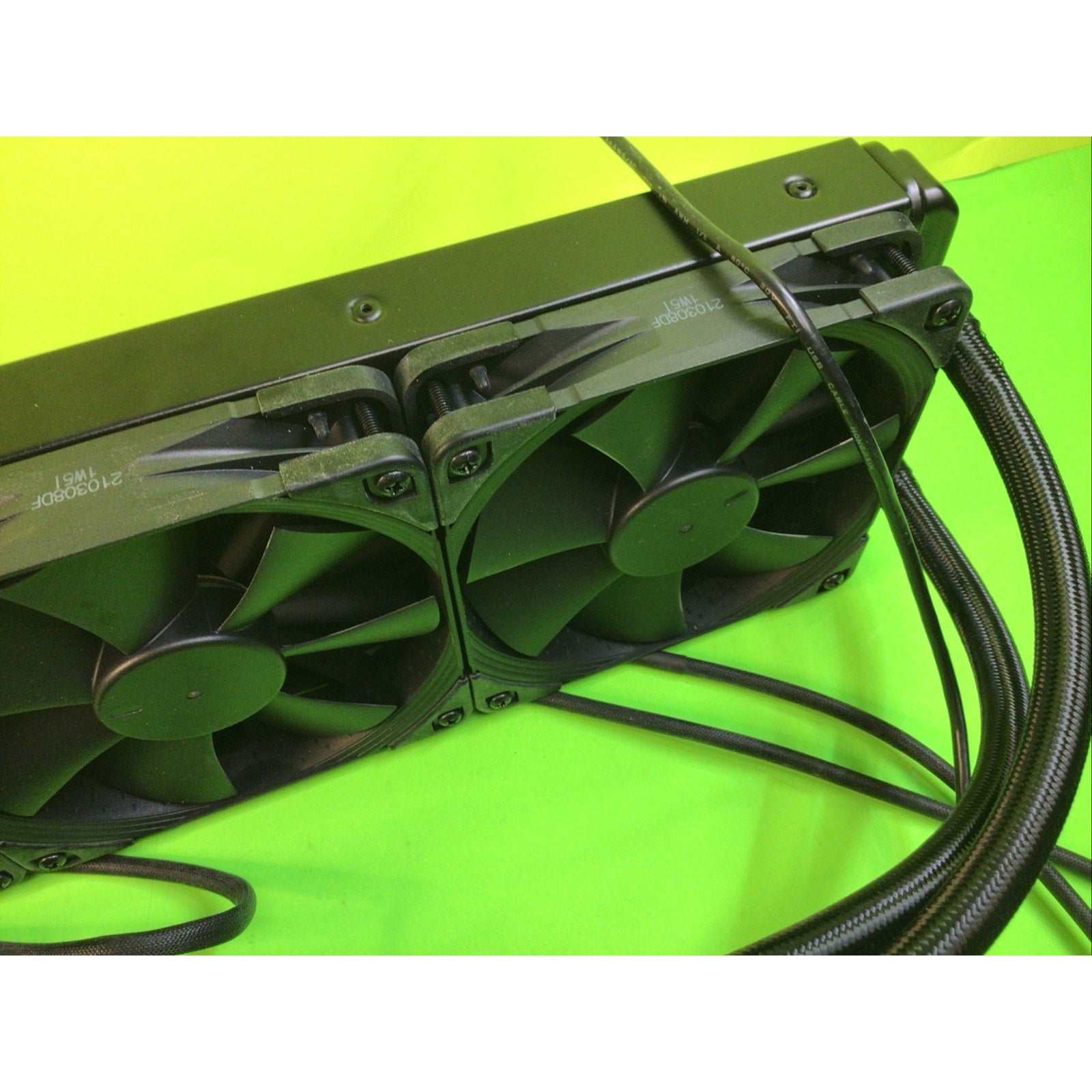 Asus ROG Ryujin 360 AIO CPU Cooler FOR PARTS or REPAIR