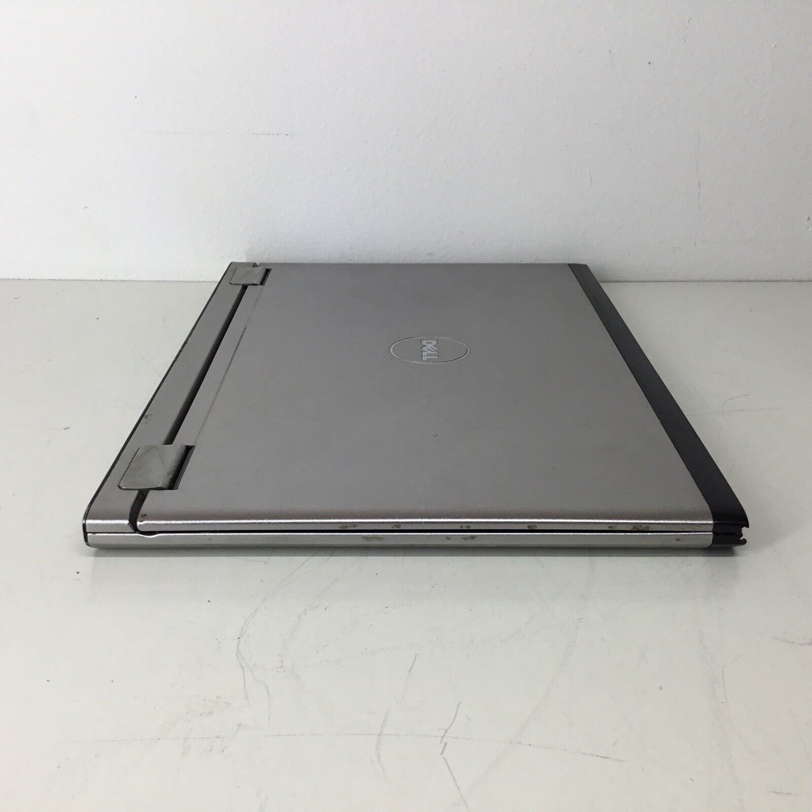 Dell Vostro V13 13.3"Laptop Genuine Intel U7300 1.30GHz 2GB RAM - For Parts