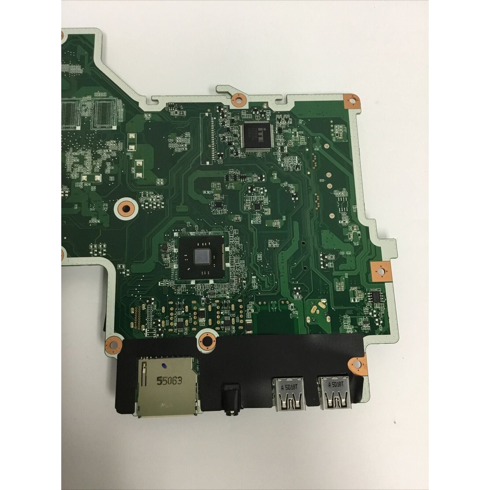 *FOR PARTS* HP Pavilion AIO Motherboard DA0N61MB6G0 799346-602 DDR3 799346-001