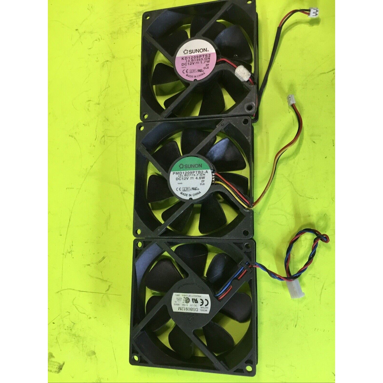 Lot of 3x 92mm Computer Case Fans