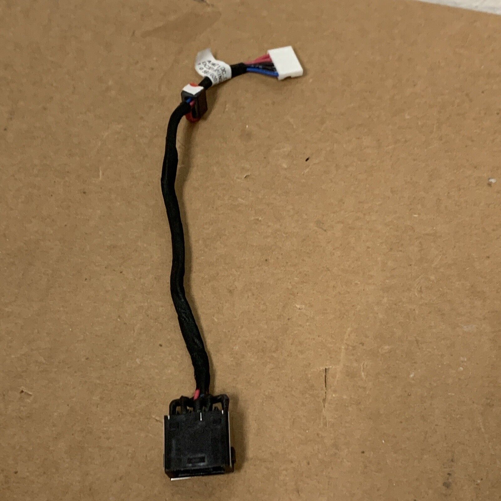 Lenovo Z51-70 DC IN POWER JACK CABLE AIWZ1 DC30100UN00