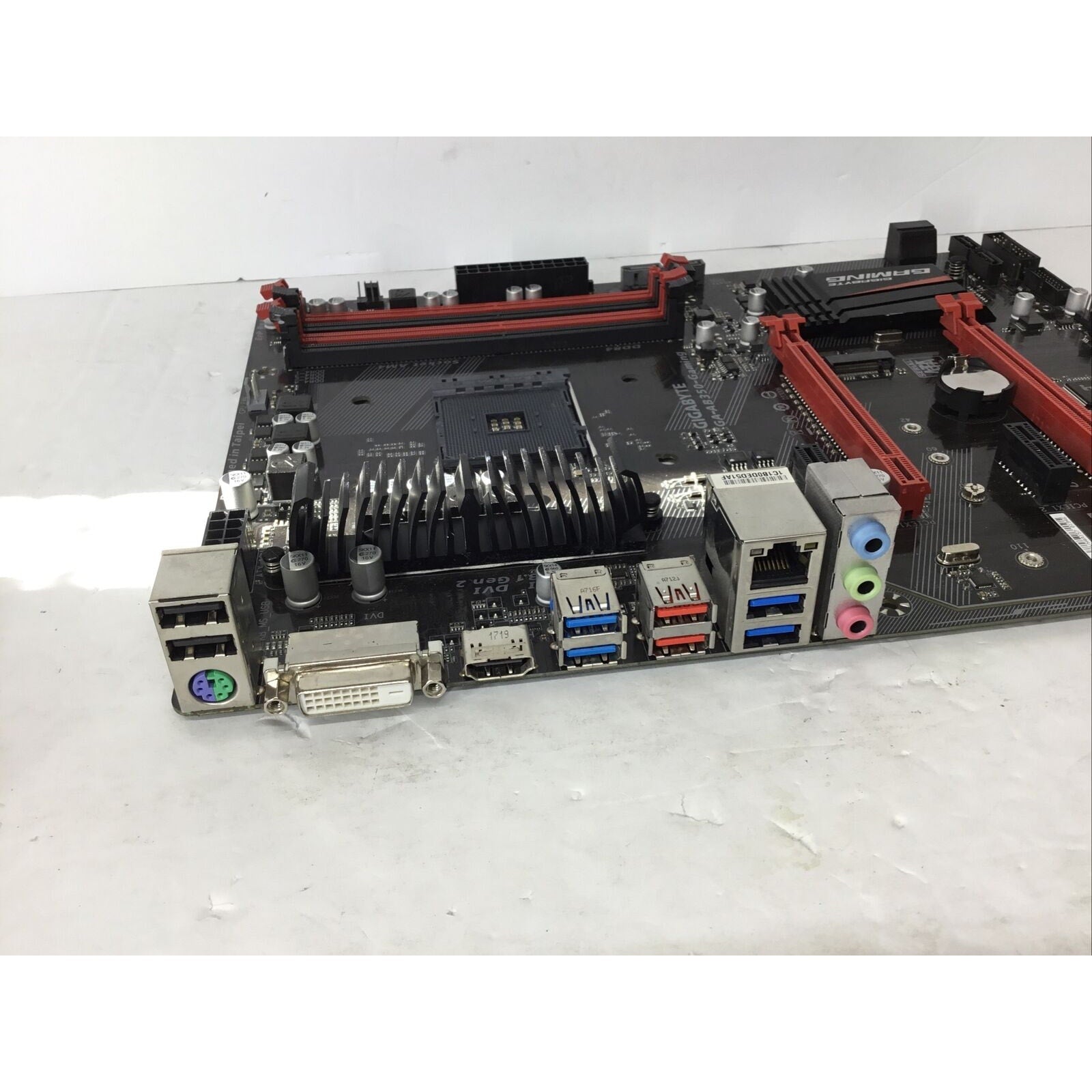 FOR PARTS - GIGABYTE GA-AB350-Gaming AMD AM4 Motherboard - FOR PARTS