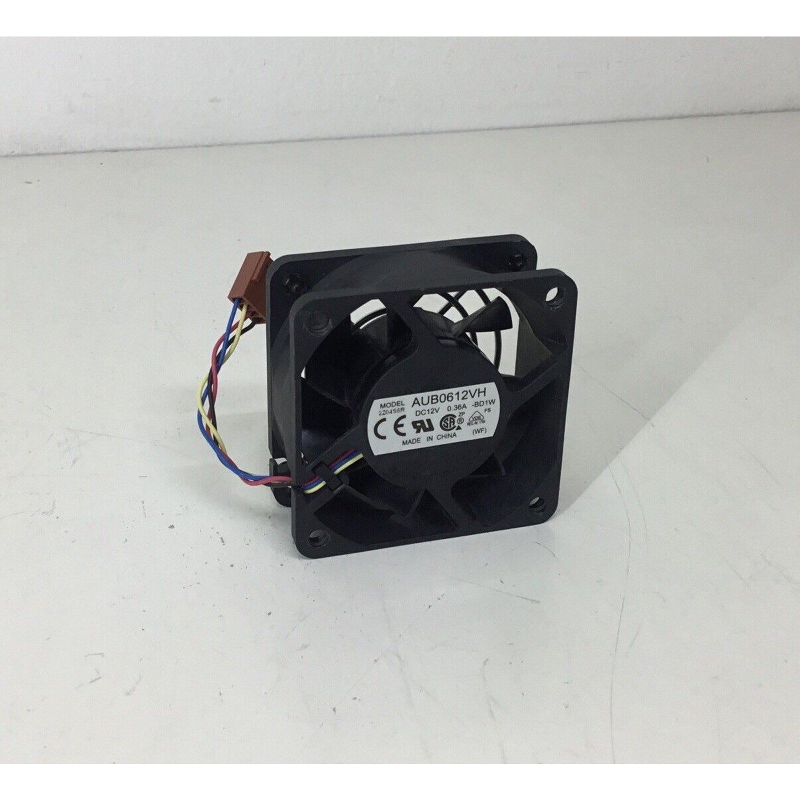 Delta AUB0612VH DC 12V 0.36A 4Pin Cooling Fan