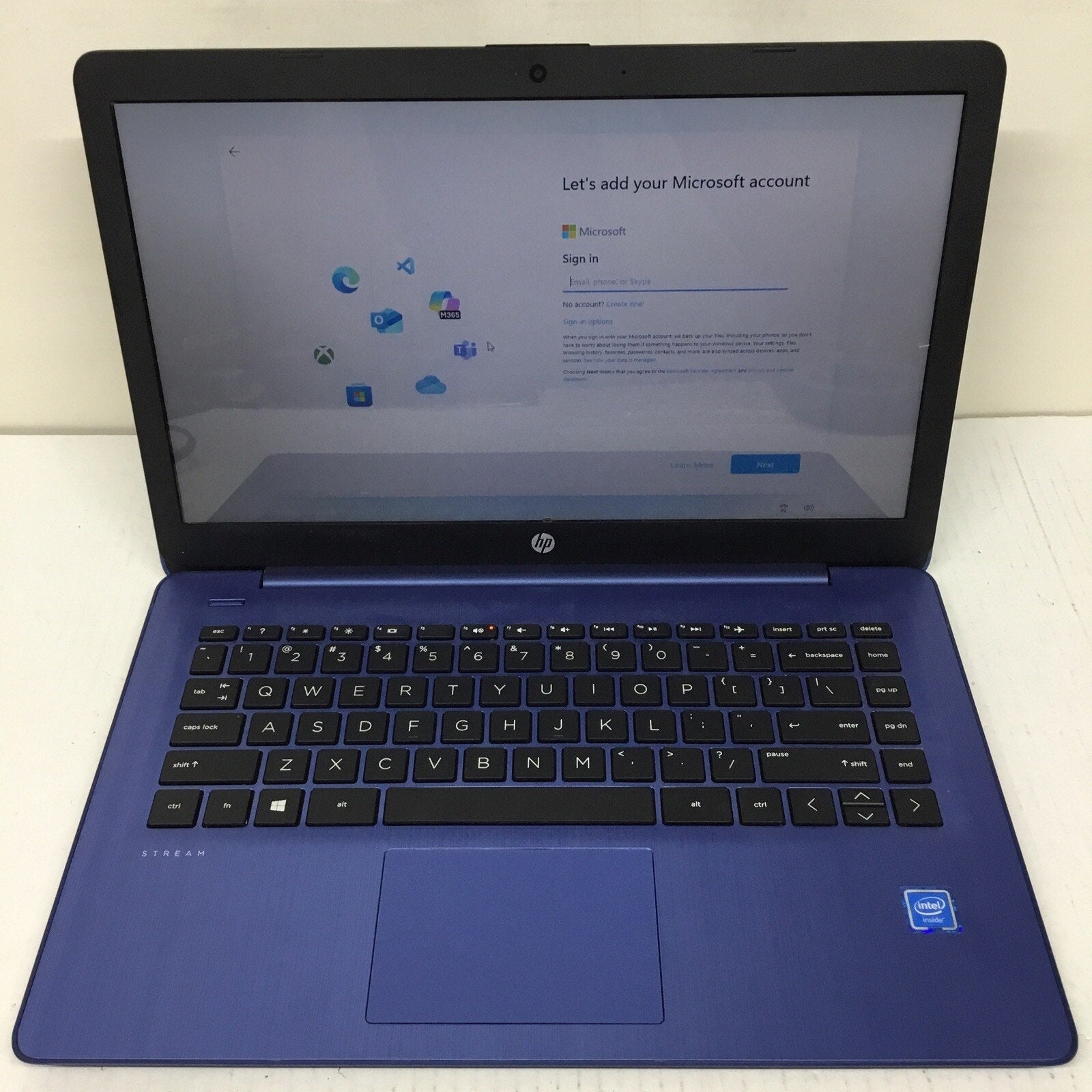 HP STREAM 14-CB161WM 32GB/4GB/1.6GHZ INTEL EMMC 14"