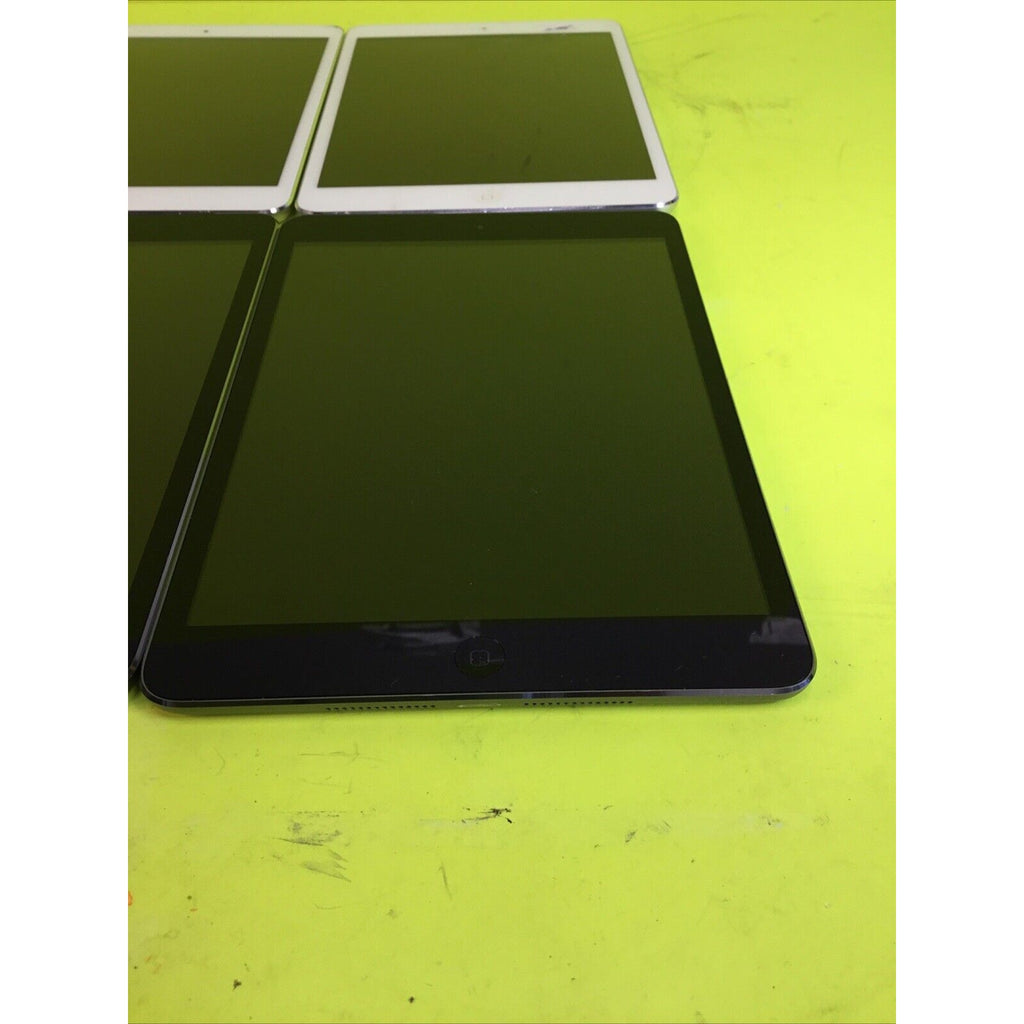 Lot of 4 Apple iPad Mini 1 and 2 FOR PARTS GOLD or RARE EARTH RECYCLE