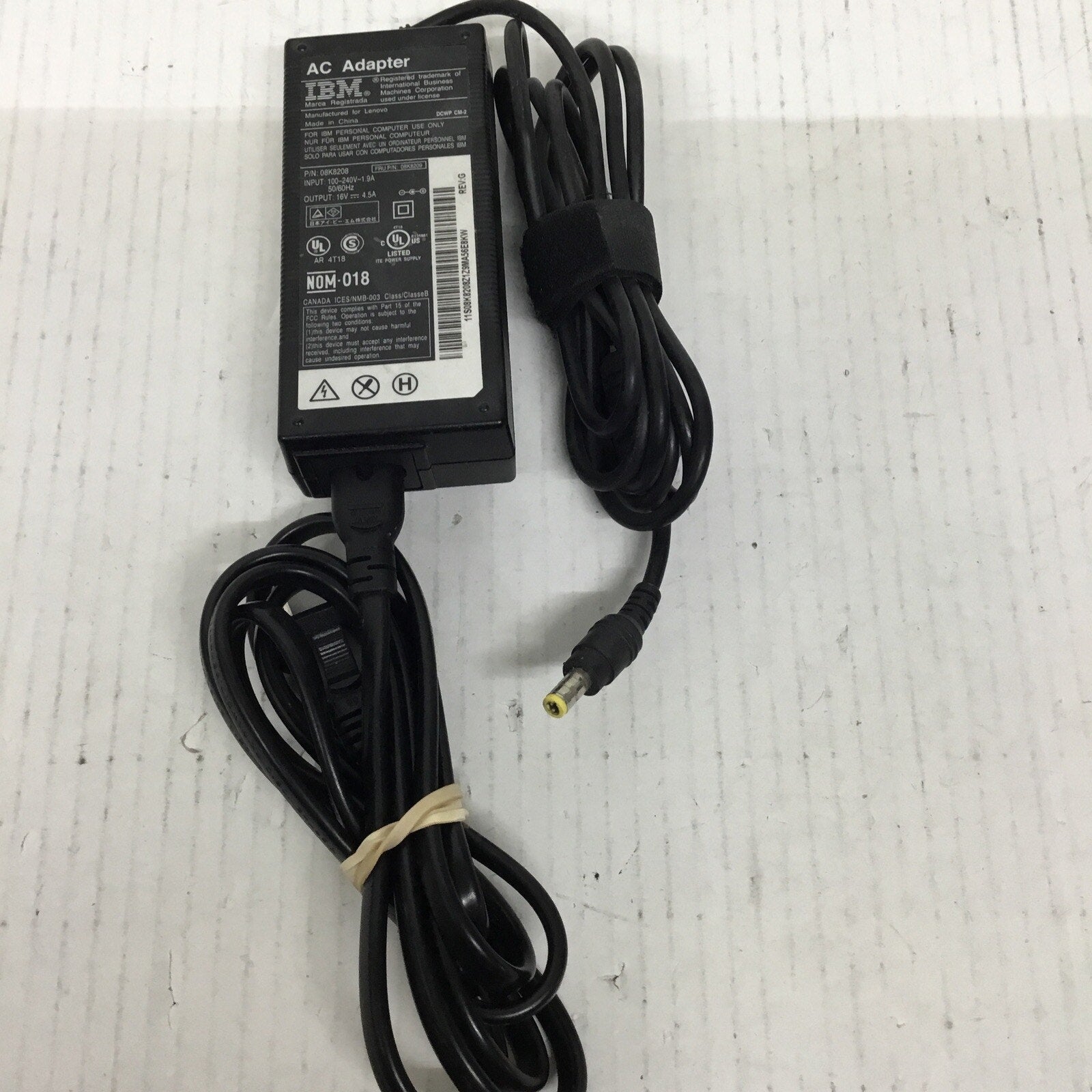 Lenovo IBM 08K8208 8K8208 08K8209 8K8209 AC/DC Power Supply Adapter