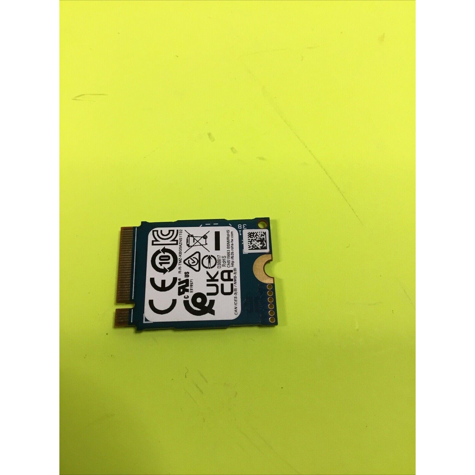 Dell Kioxia KBG50ZNS256G 256GB NVMe SSD M.2 2230 PCIe Gen 4x4