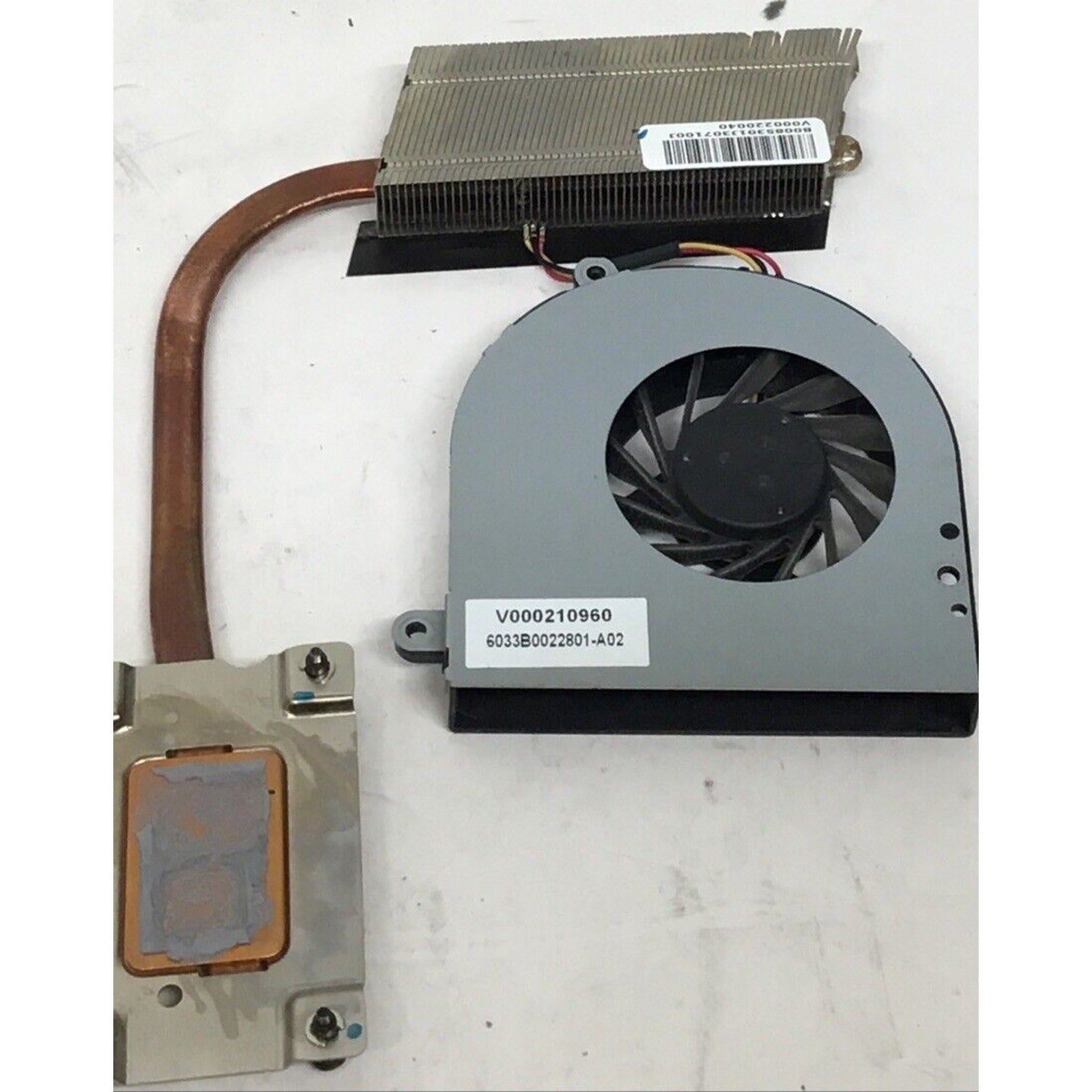 V000220040 V000210960 OEM TOSHIBA FAN AND HEATSINK SATELLITE C655 (GRD A)(CF26)