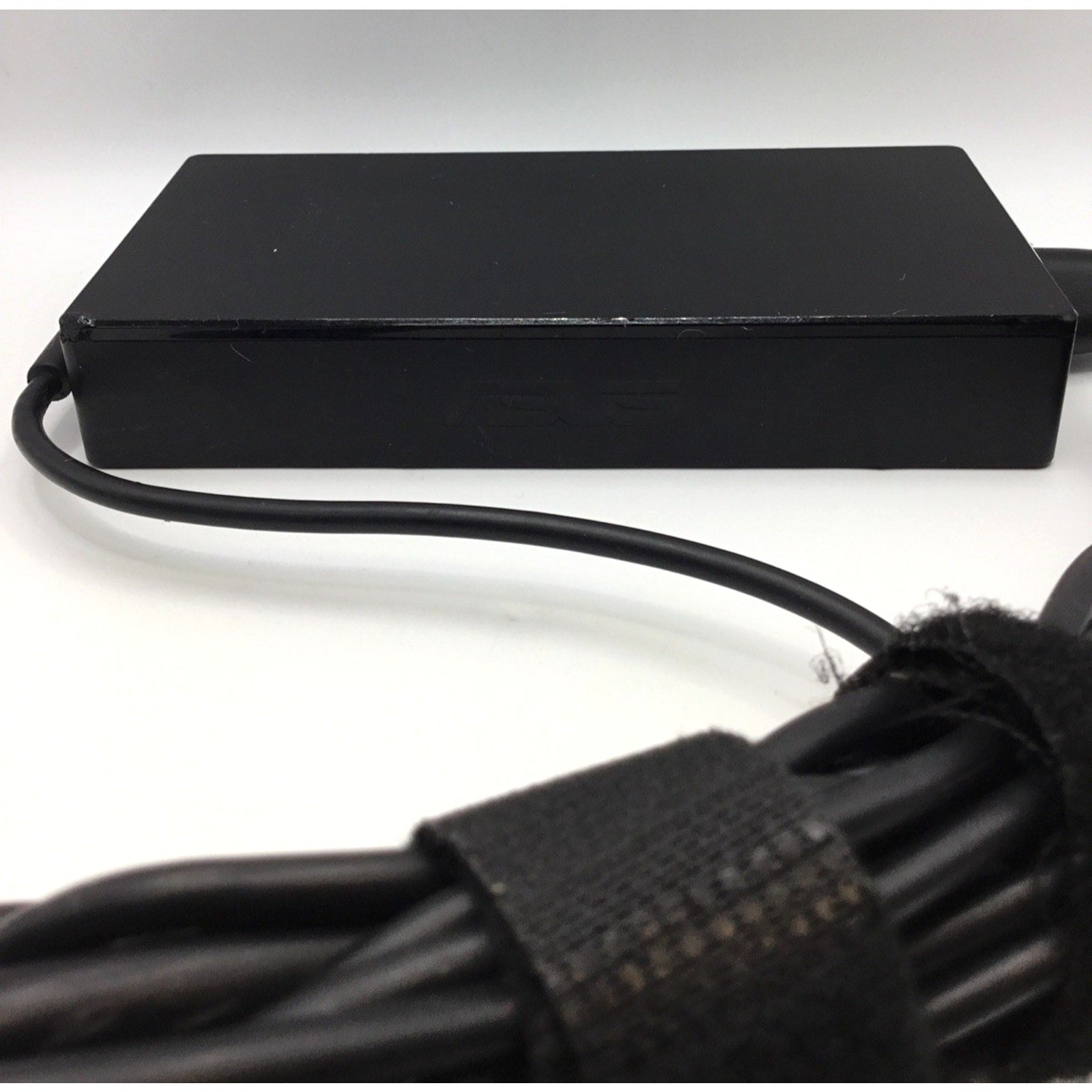 150W 4.5mm Power Adapter for ASUS Creator Laptop Q Q530 Q530V Q530VJ K6602ZE