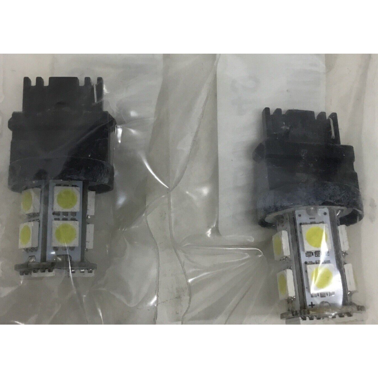 2x HC-3156-13-5050SMD WHITE LED