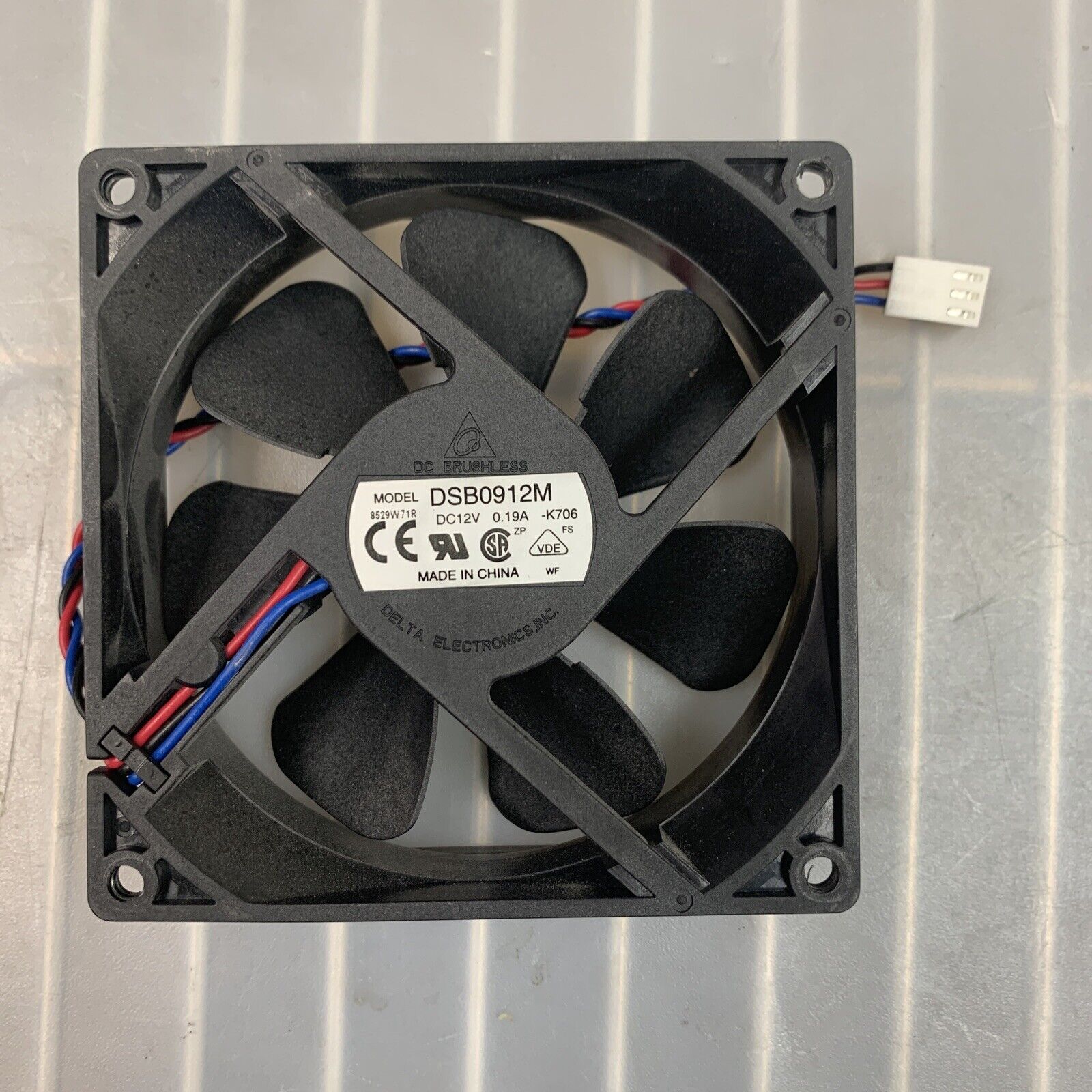 Delta DSB0912M HP / DELL Desktop Computer REAR Fan with 3-PIN Connector