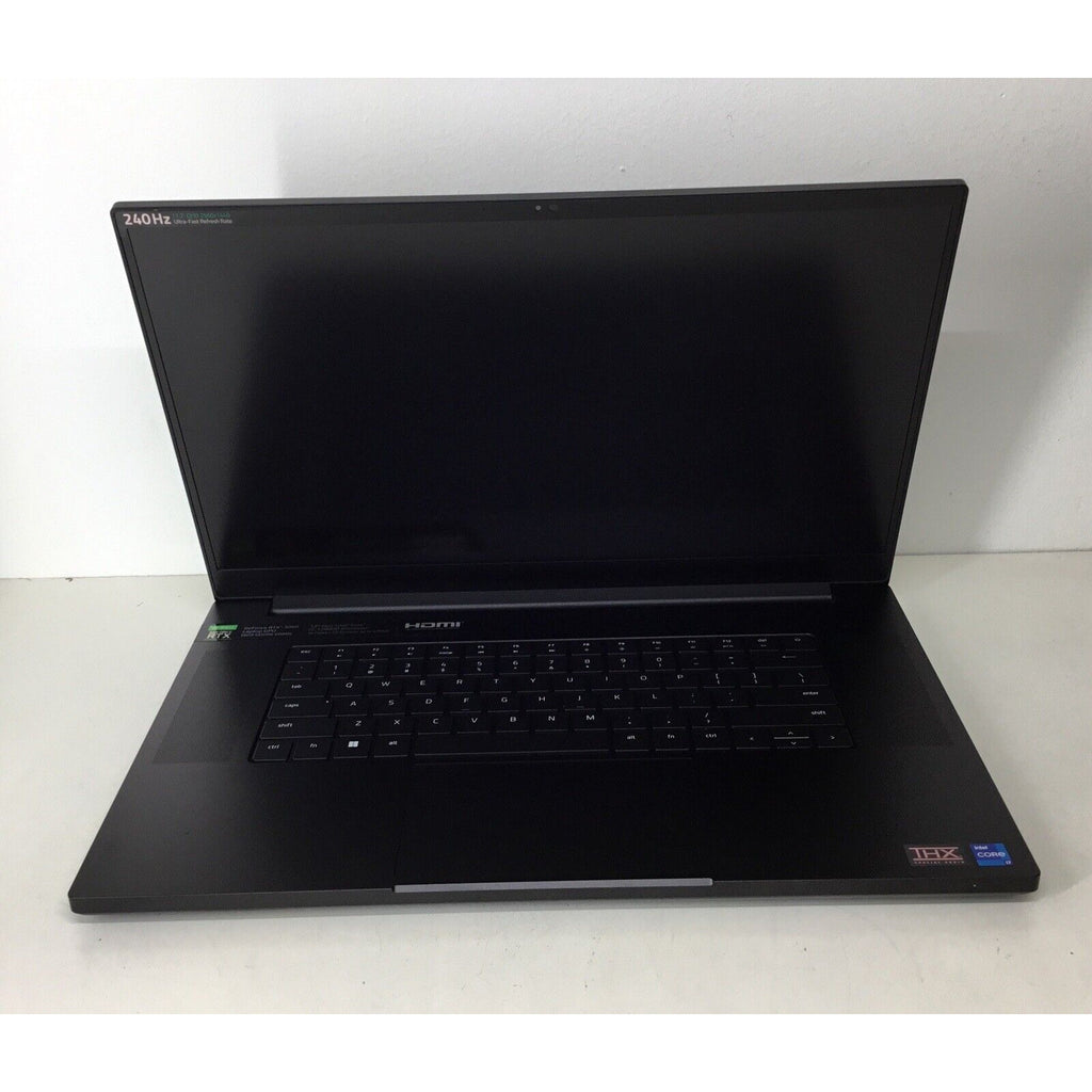 Razer Blade 17 17.3'' Laptop i7-12900H RTX 3060 16GB RAM 1TB SSD RZ09-0423