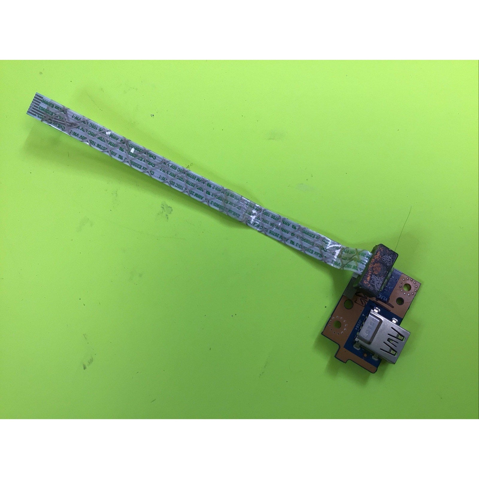 Dell Latitude 3540 USB I/O Board with Cable 075PM1