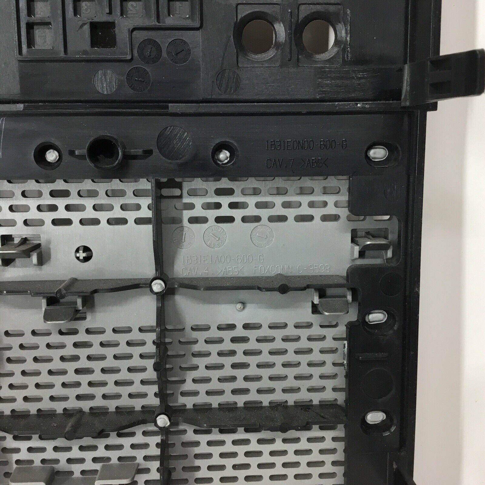 Dell Optiplex 790 Front Case Panel Bezel Faceplate 1B31E0N00-600-G