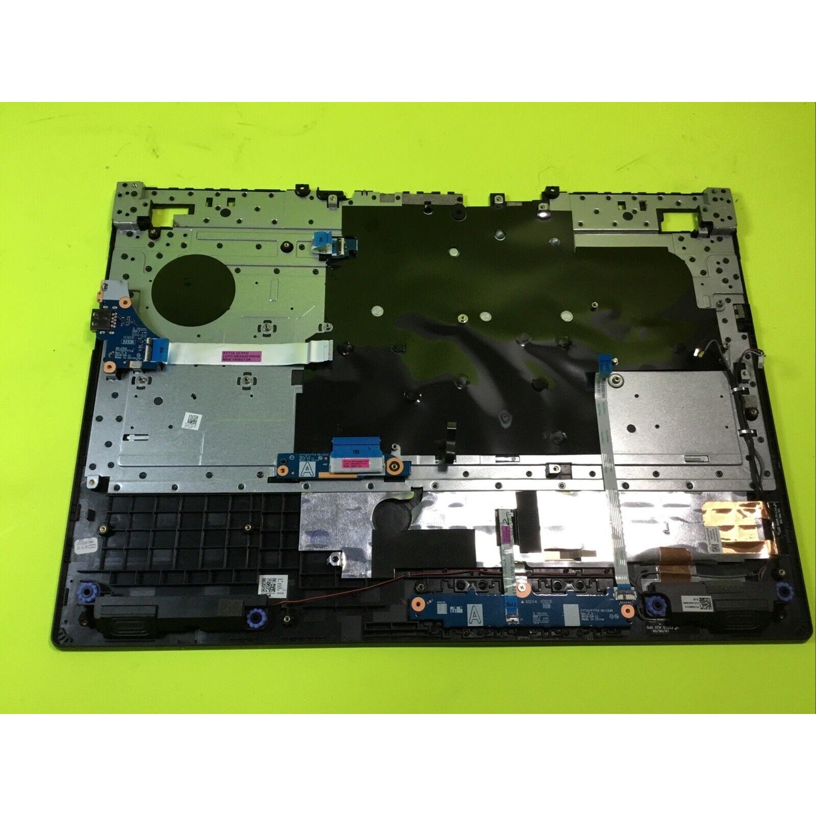 Lenovo Legion Y540-17IRH 81Q4 Keyboard Touch Pad Palm Rest Assembly
