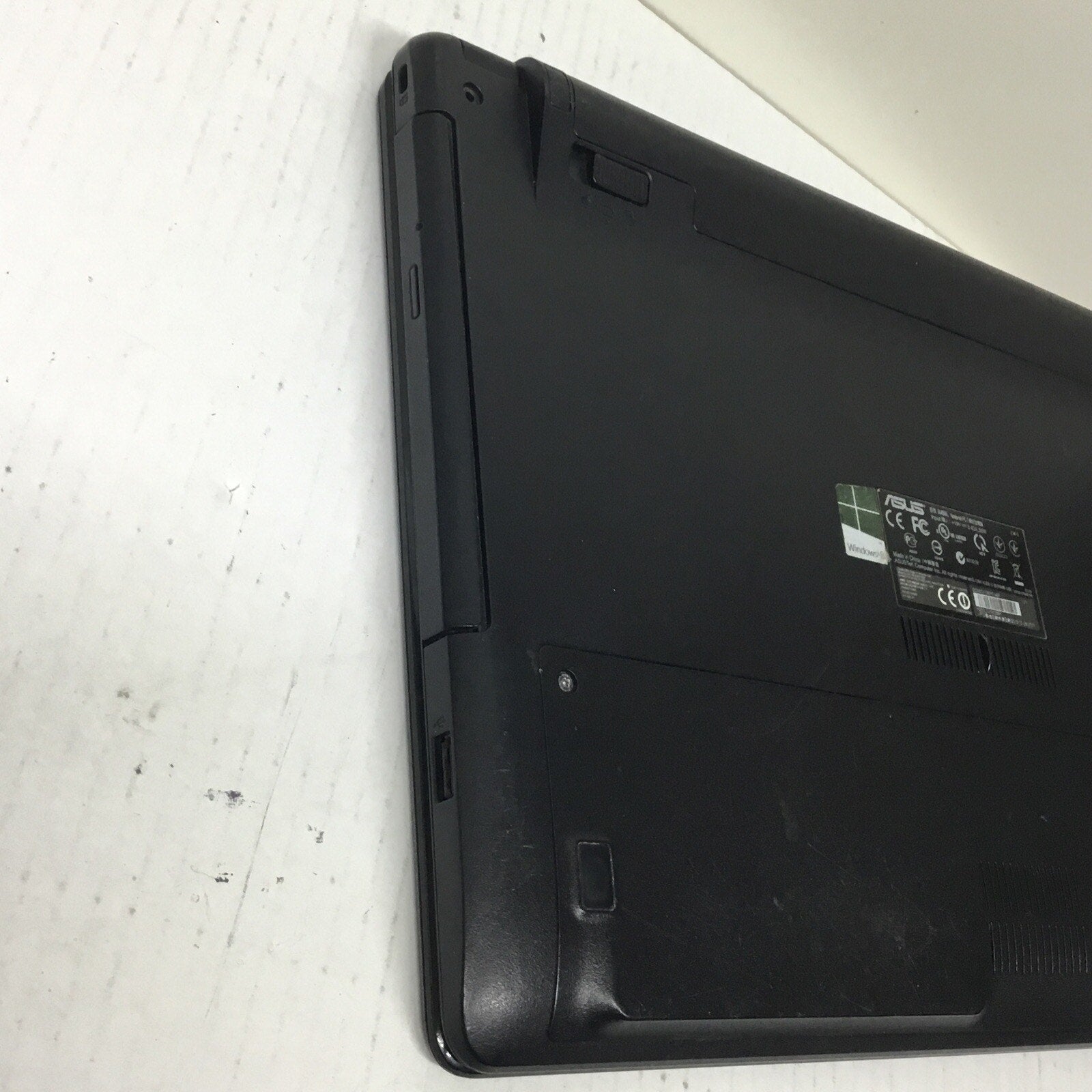 For Parts Asus X450L Intel Core i5 Nivida GeFORCE 720M READ DESC