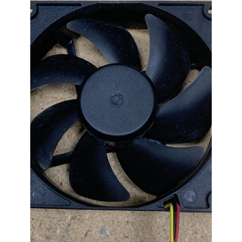 SUNON EE92251S3-D020-C99 Delll PN: X755M A01 12V 9025 3-pin DC fan