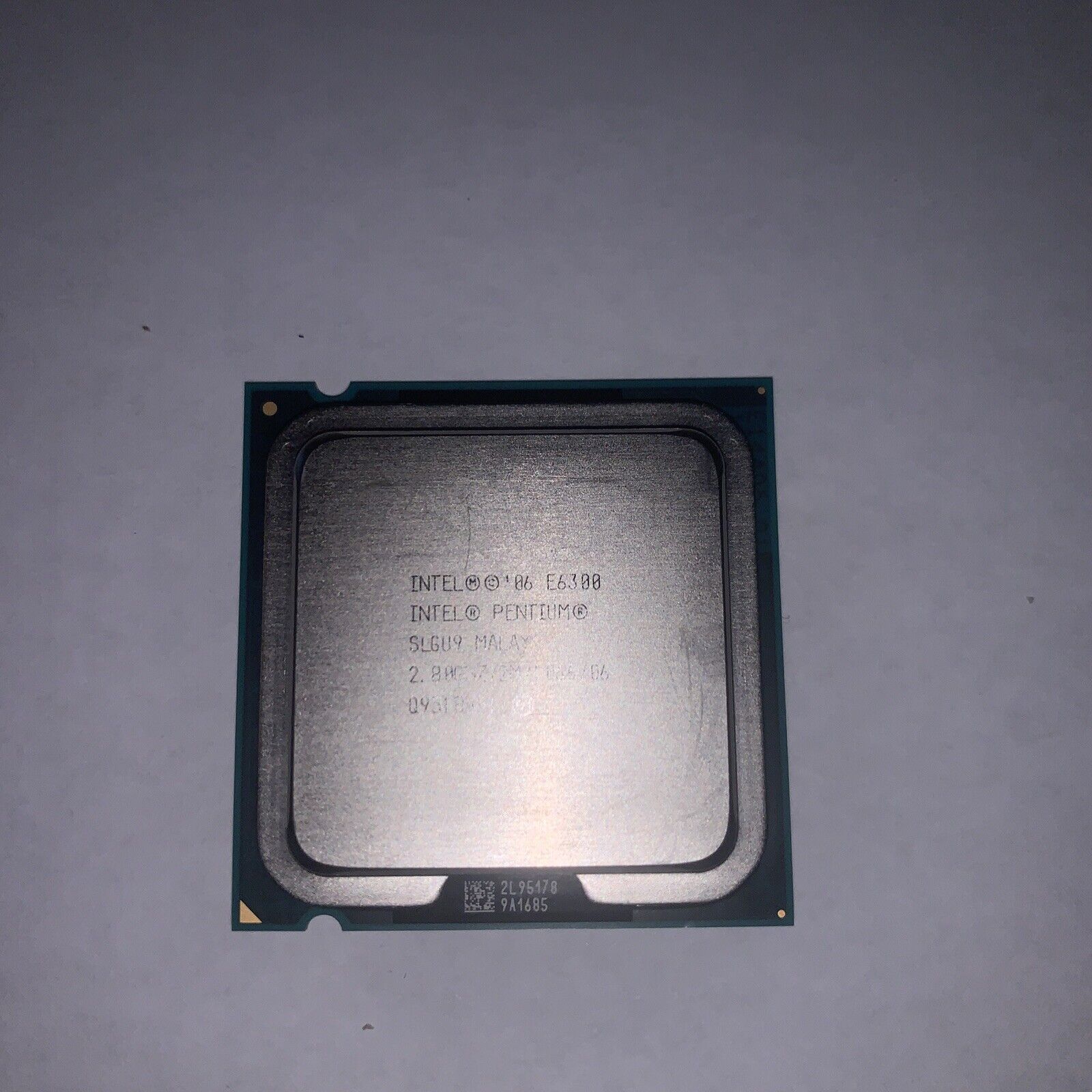 Intel SLGU9 Pentium Dual-Core E6300 2.8GHz/2M/1066 Socket CPU Processor LGA775
