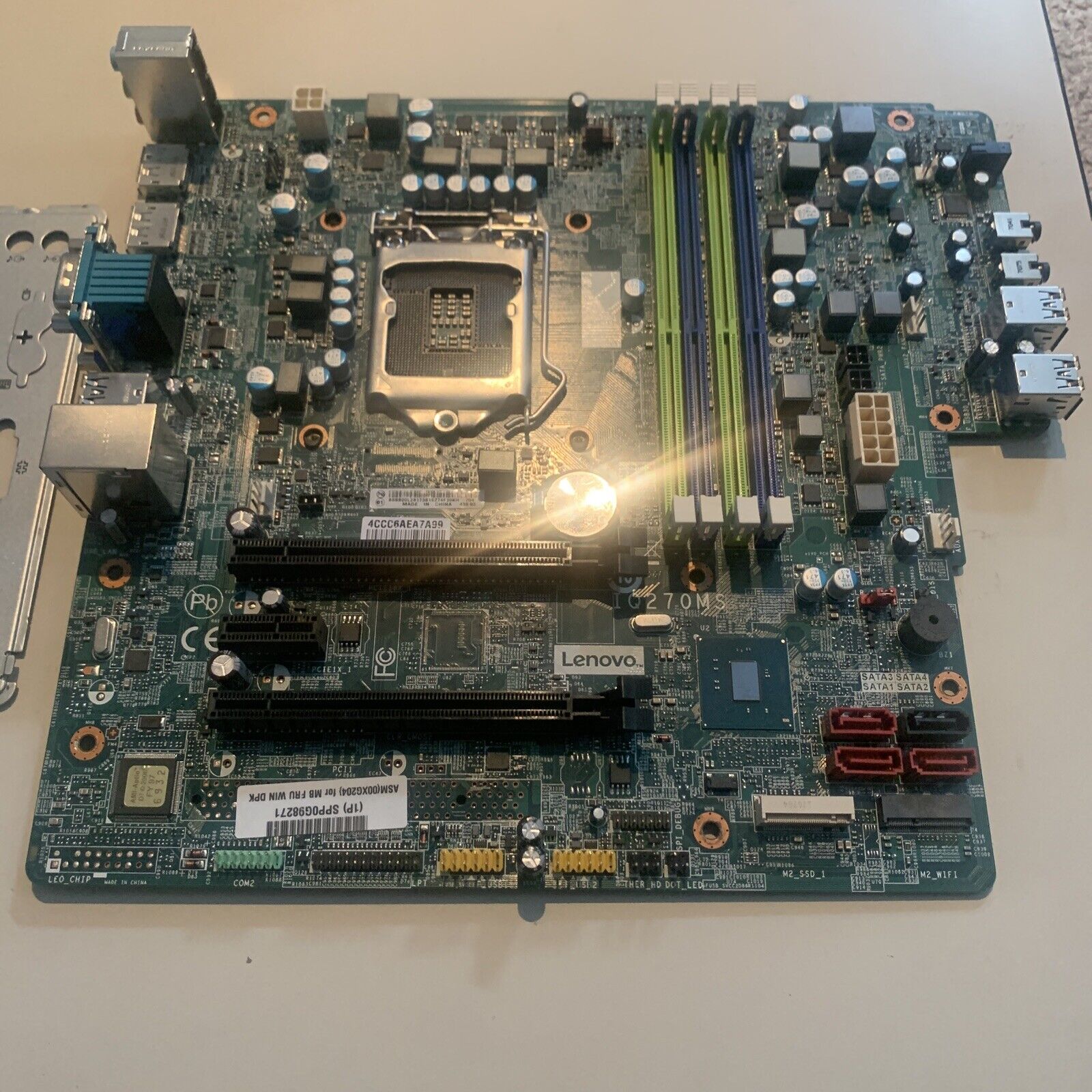 Lenovo 00XG204 ThinkCentre M910t LGA1151 DDR4 Motherboard IQ270MS + I/O Shield