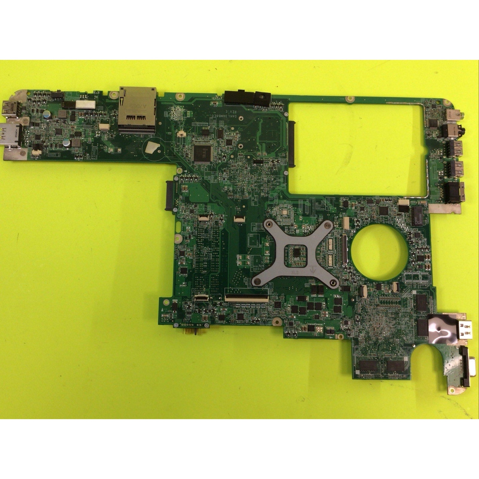 Lenovo Y560 Motherboard DAKL3AMB8E0 Rev: E Radeon HD 5750