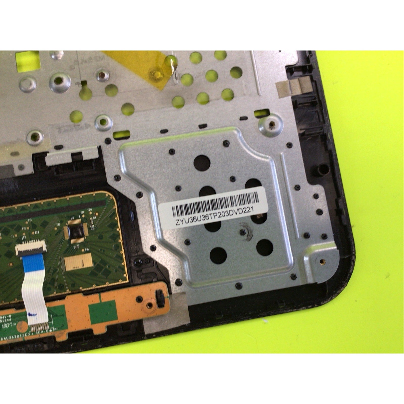 HP Pavilion 15 Palmrest ZYU36U36TP203CHD503 36U36TATP20