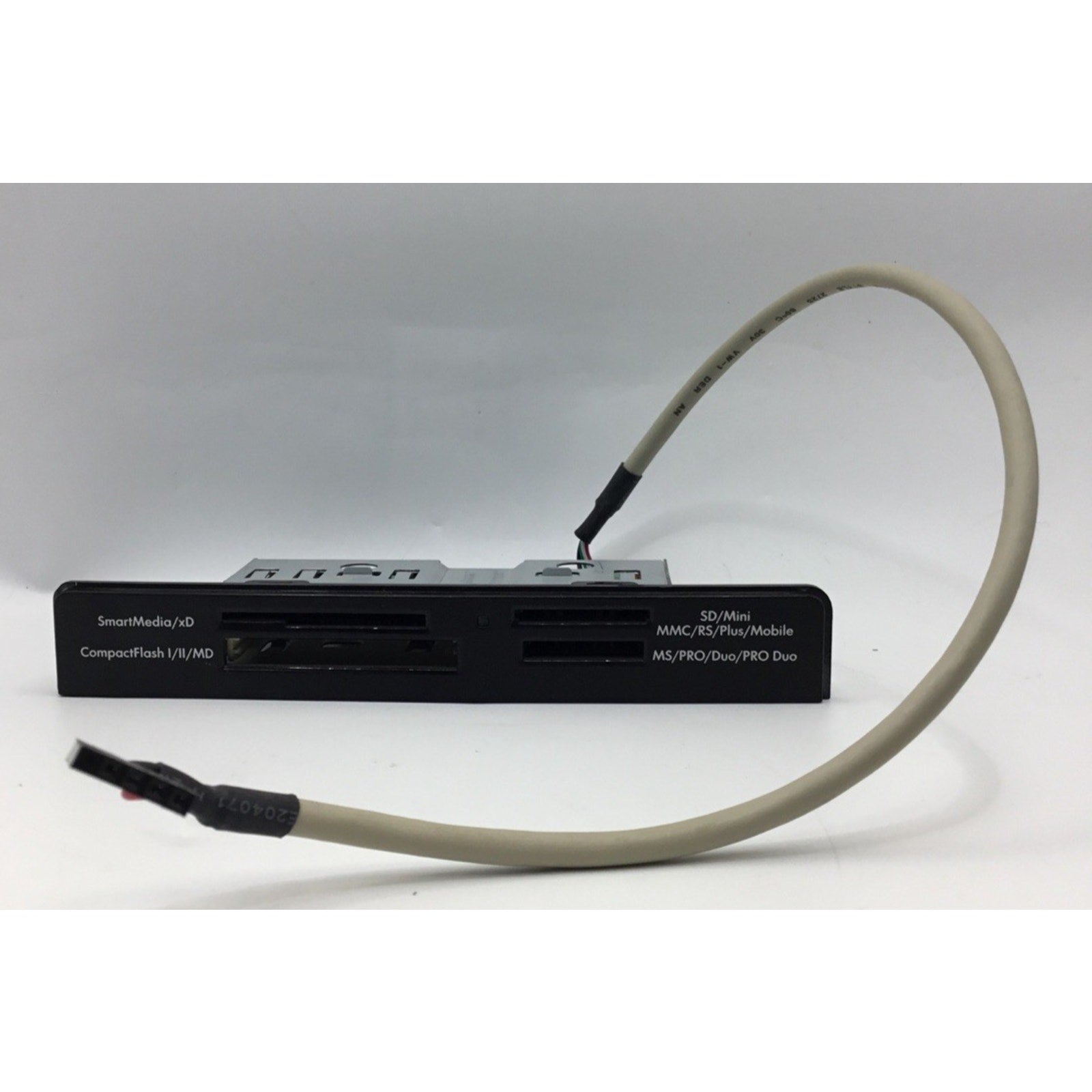 HP Pavilion Desktop Media Card Reader 5070-2566 with Front Bezel & Cable