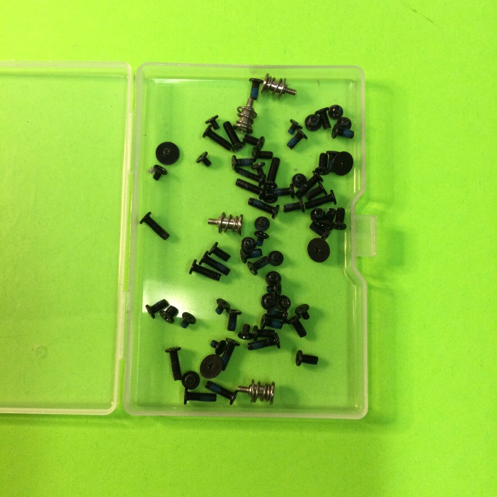 Dell Latitude E5530 Screw Set