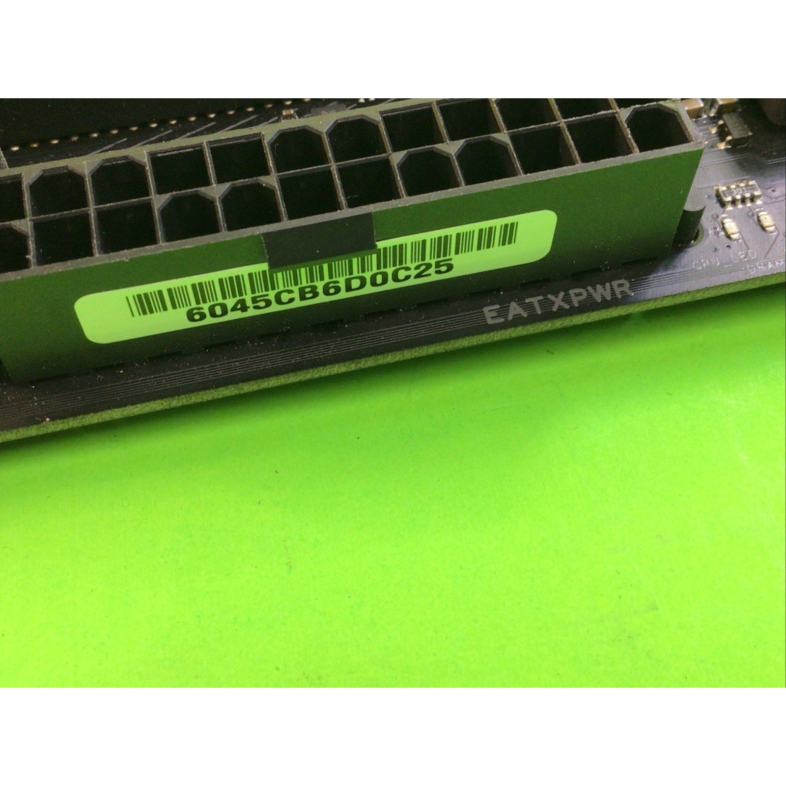 ASUS ROG STRIX Z270F GAMING Socket 1151 HDMI DVI-D DisplayPort Motherboard