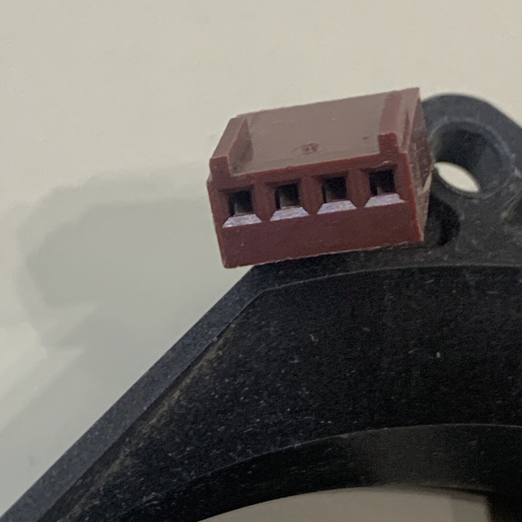 1pcs Foxconn PVA092G12H DC12V 0.40A 9025 PWM large air volume fan 4pin