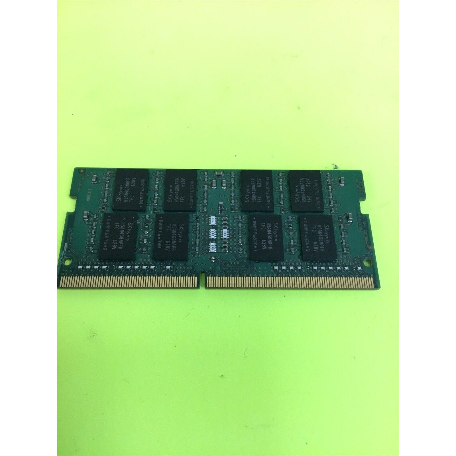 SKhynix 8GB 2Rx8 DDR4 PC4-2133P HMA41GS6AFR8N-TF