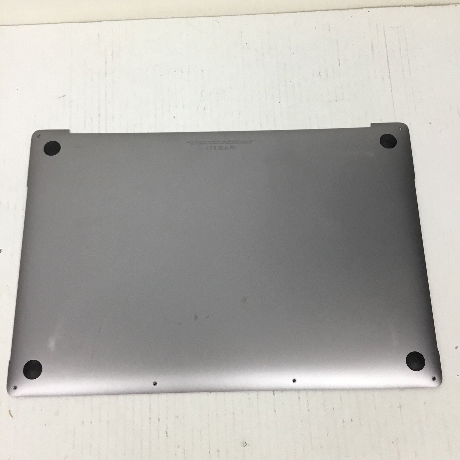 613-06939-A MacBook Pro 15 2018 2019 A1990 Bottom Case Cover Silver Genuine