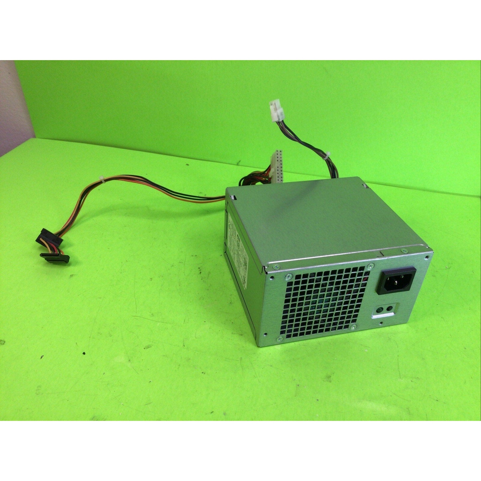 Dell 0VK8VC D300EM-01 300W Power Supply