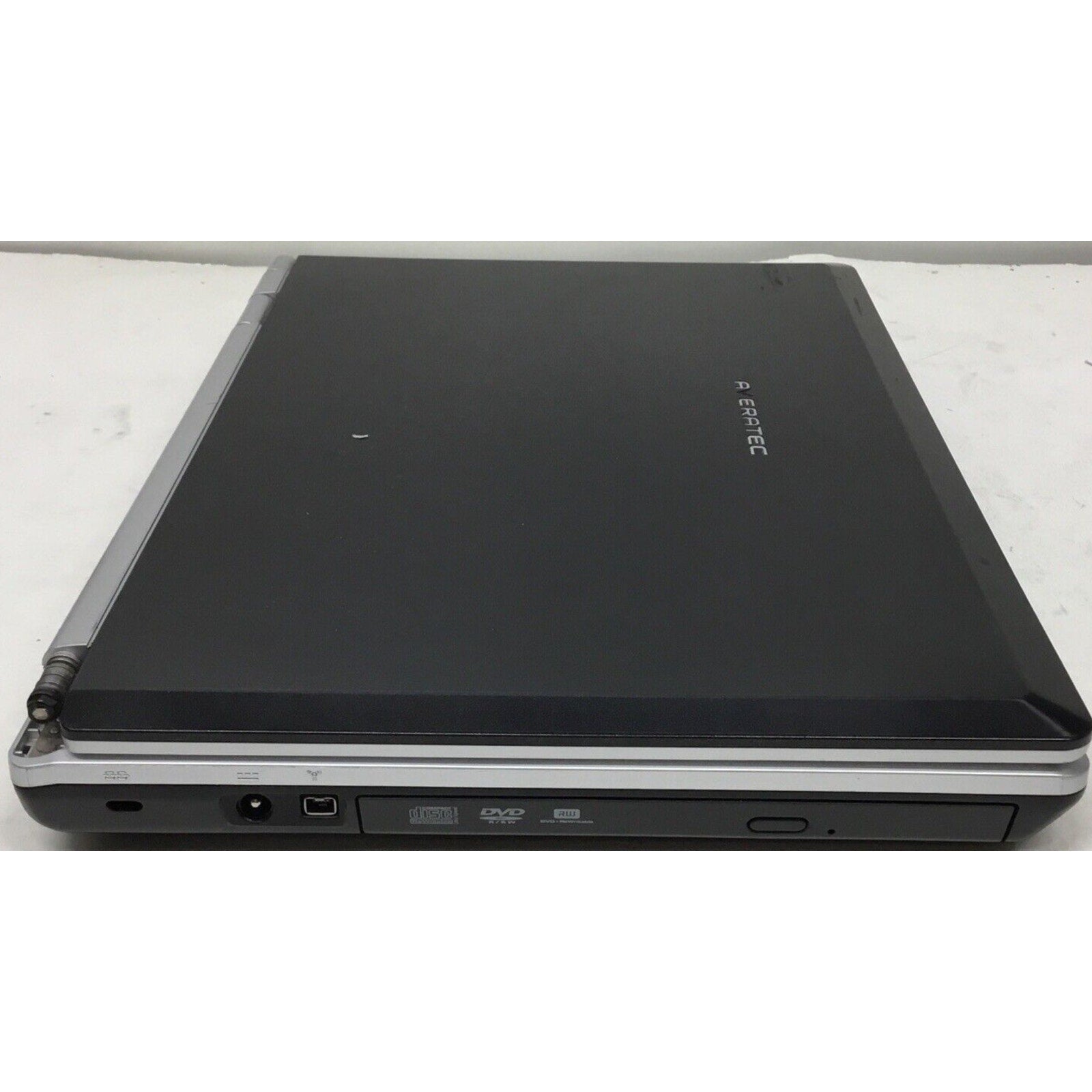 For Parts Averatec AMD Turion 2200 Series No Adapter No HDD Doesn't Boot