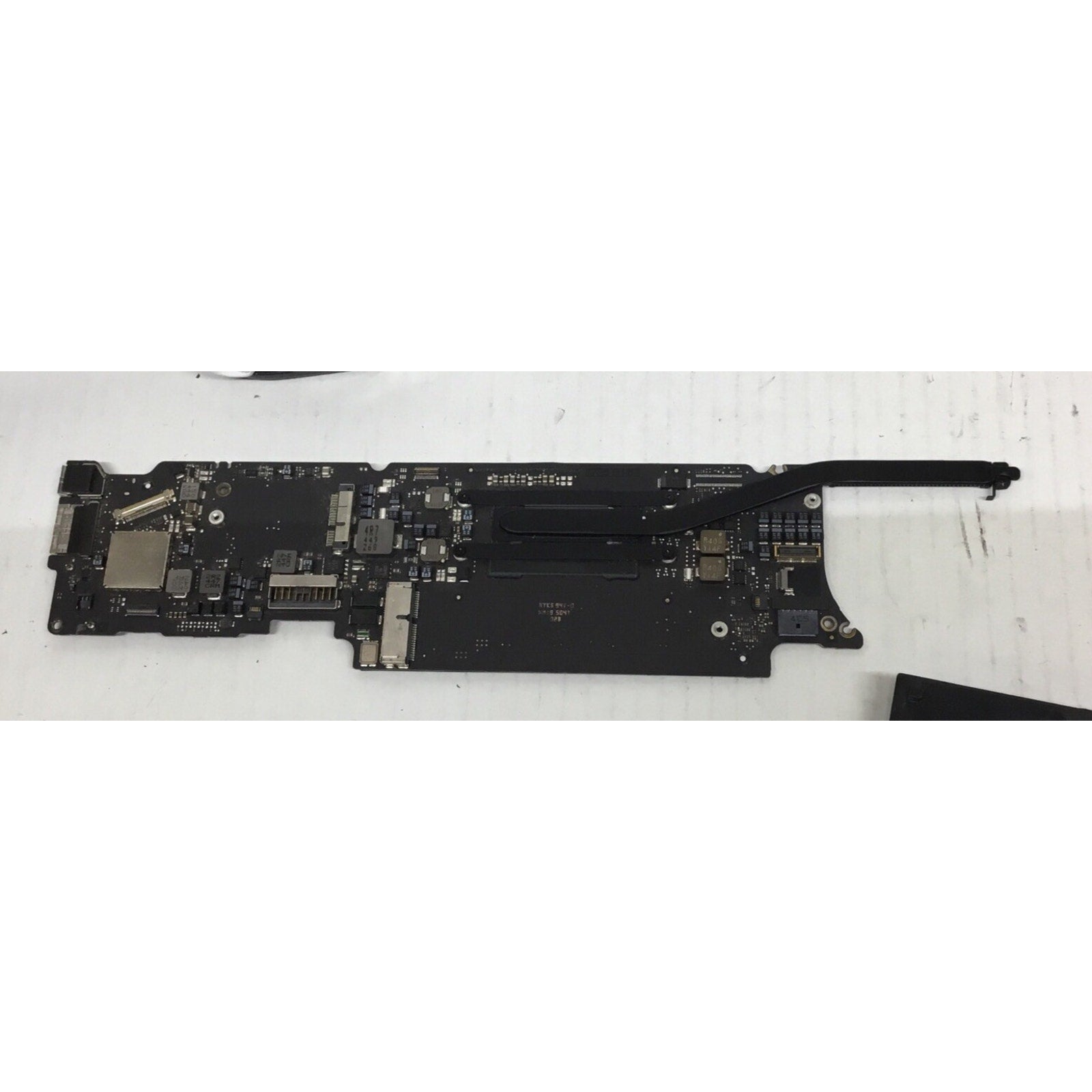 Apple MacBook Air 11" A1465 2013 1.4GHz 4GB RAM Logic Board 820-3435-B PARTS