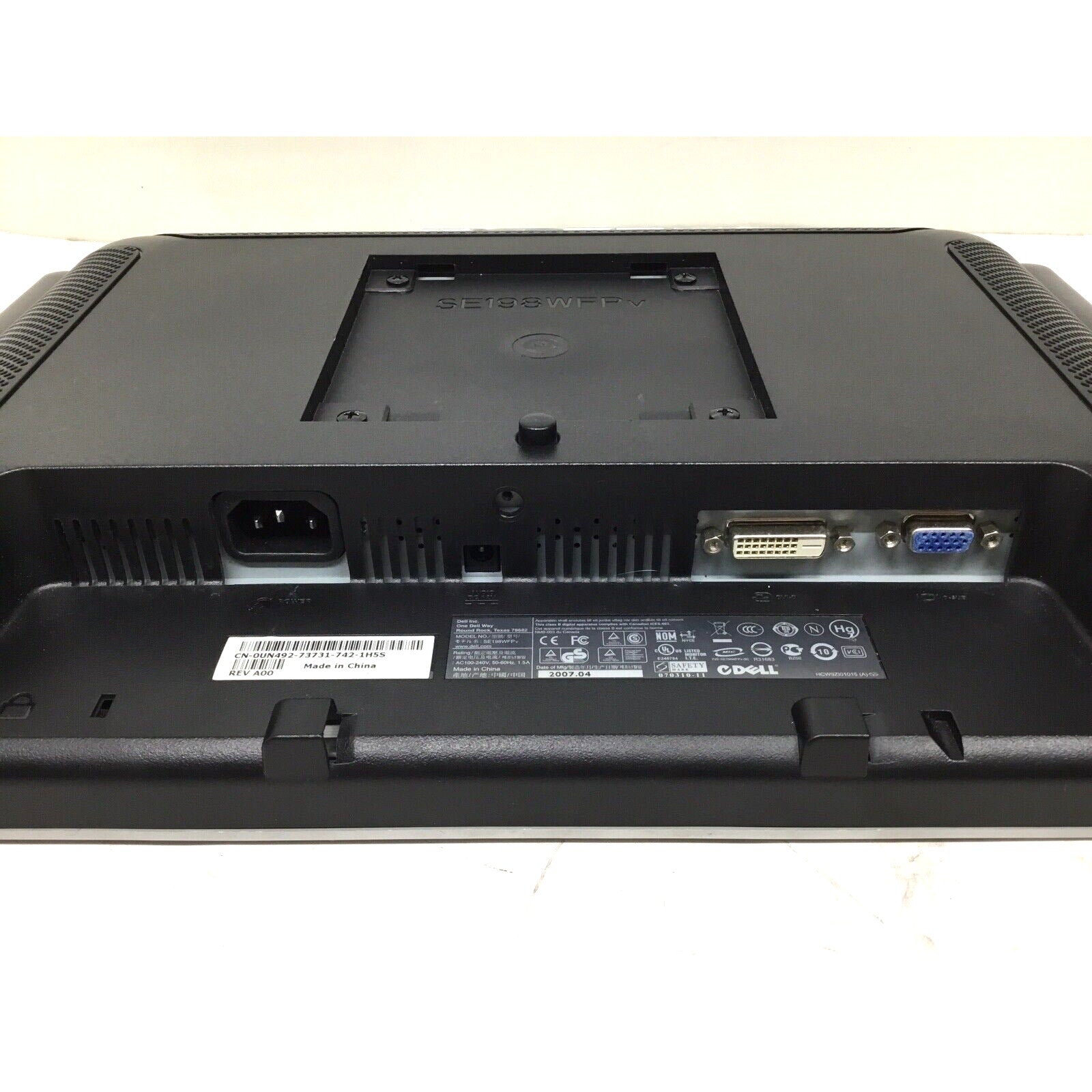 DELL SE198WFPv 19" Widescreen LCD TFT Monitor 1440x900 DVI VGA NO STAND