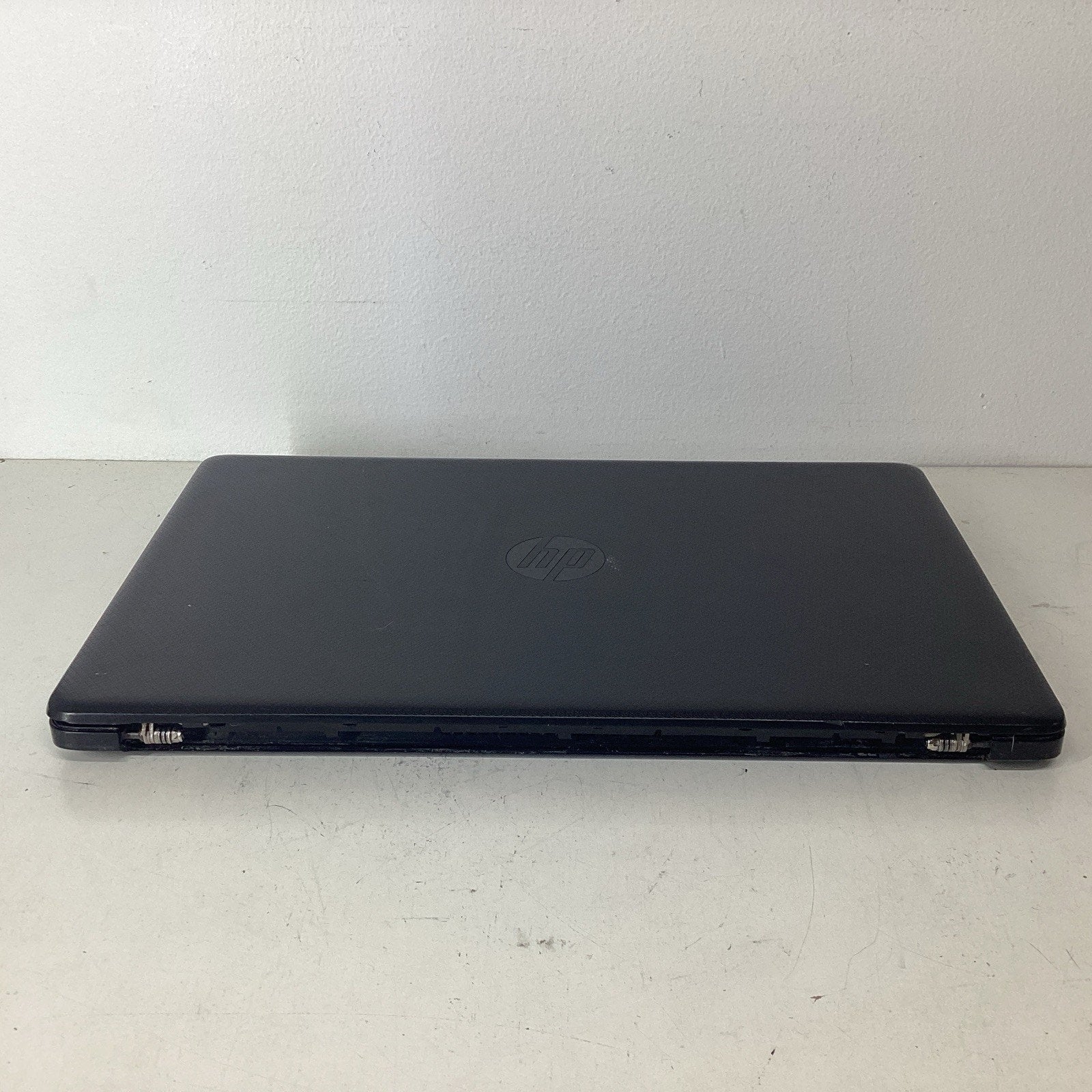 HP 15-db1076nr 15.6" AMD Radeon 8GB RAM 1TB HDD No Screen - For Parts